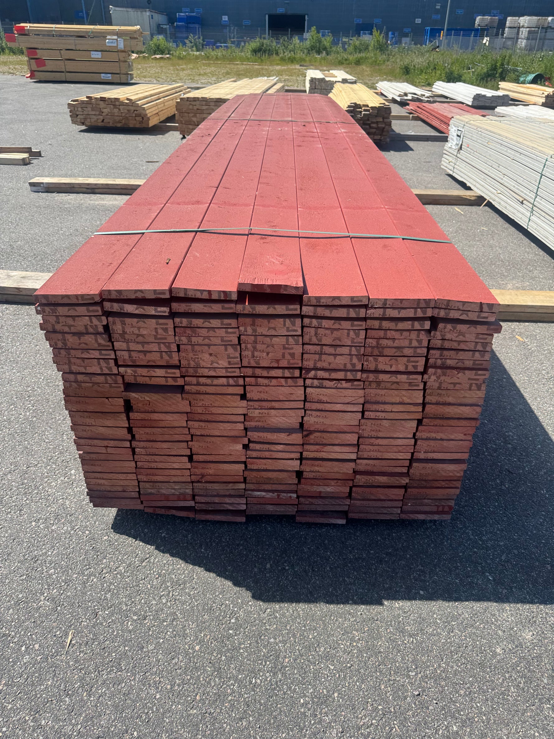 Paket Finsågad 22x145 mm, 203 st 5,40 m Röd