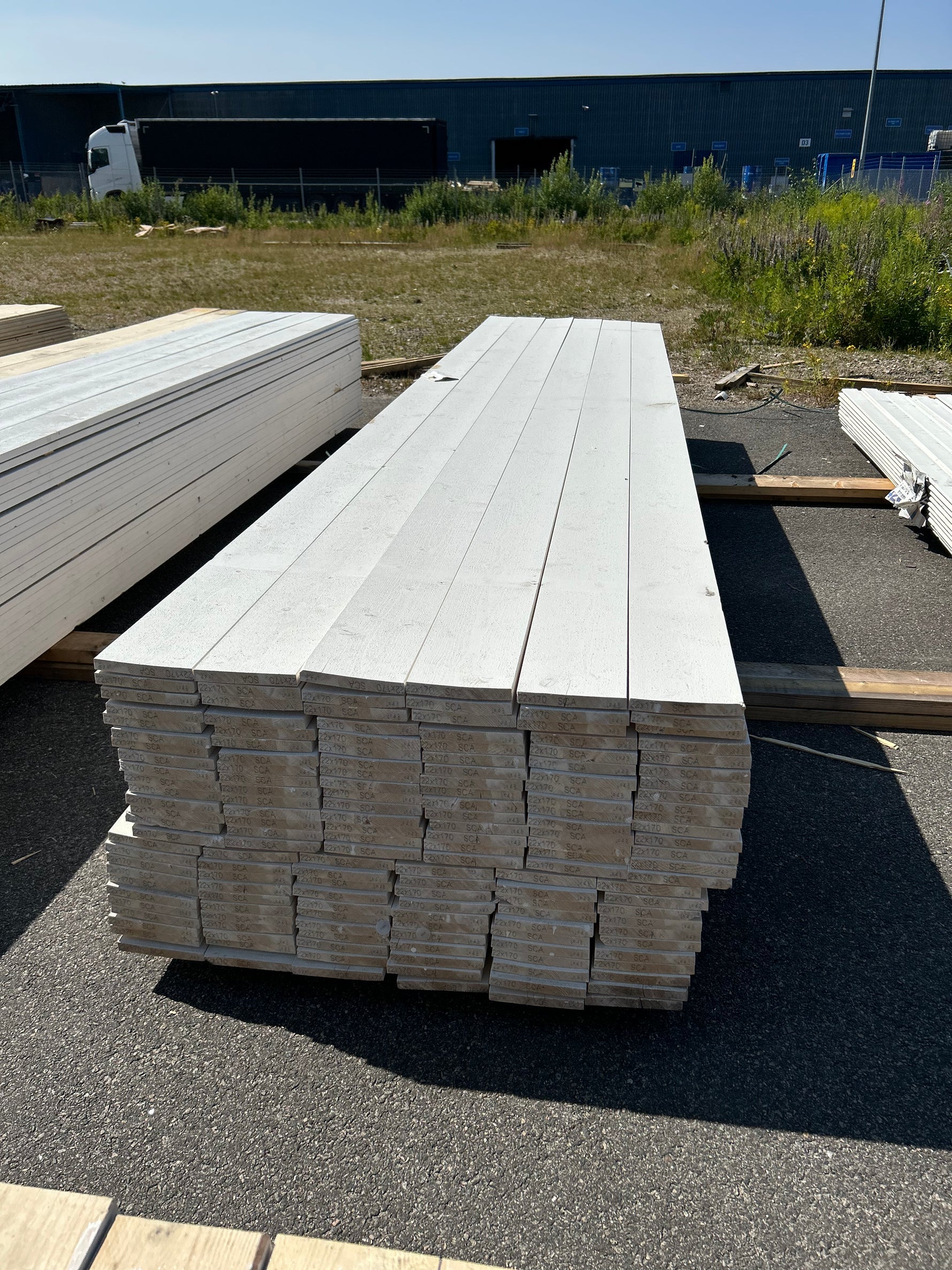 Paket Finsågade Brädor 22x170mm Mellanstruken 4.80m 156st