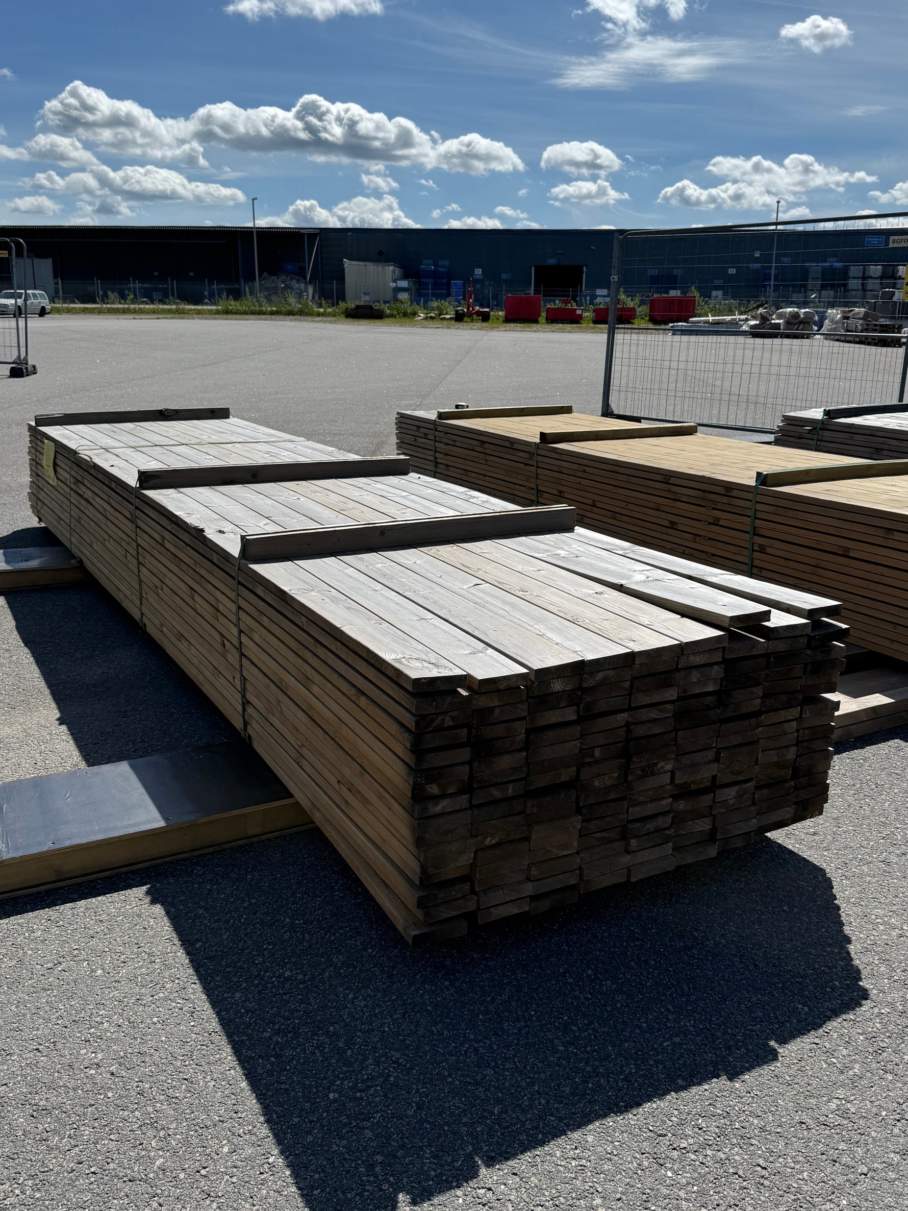 Paket Tryckimpregnerad Rillad Trall 28x120mm, 144st 4.80m