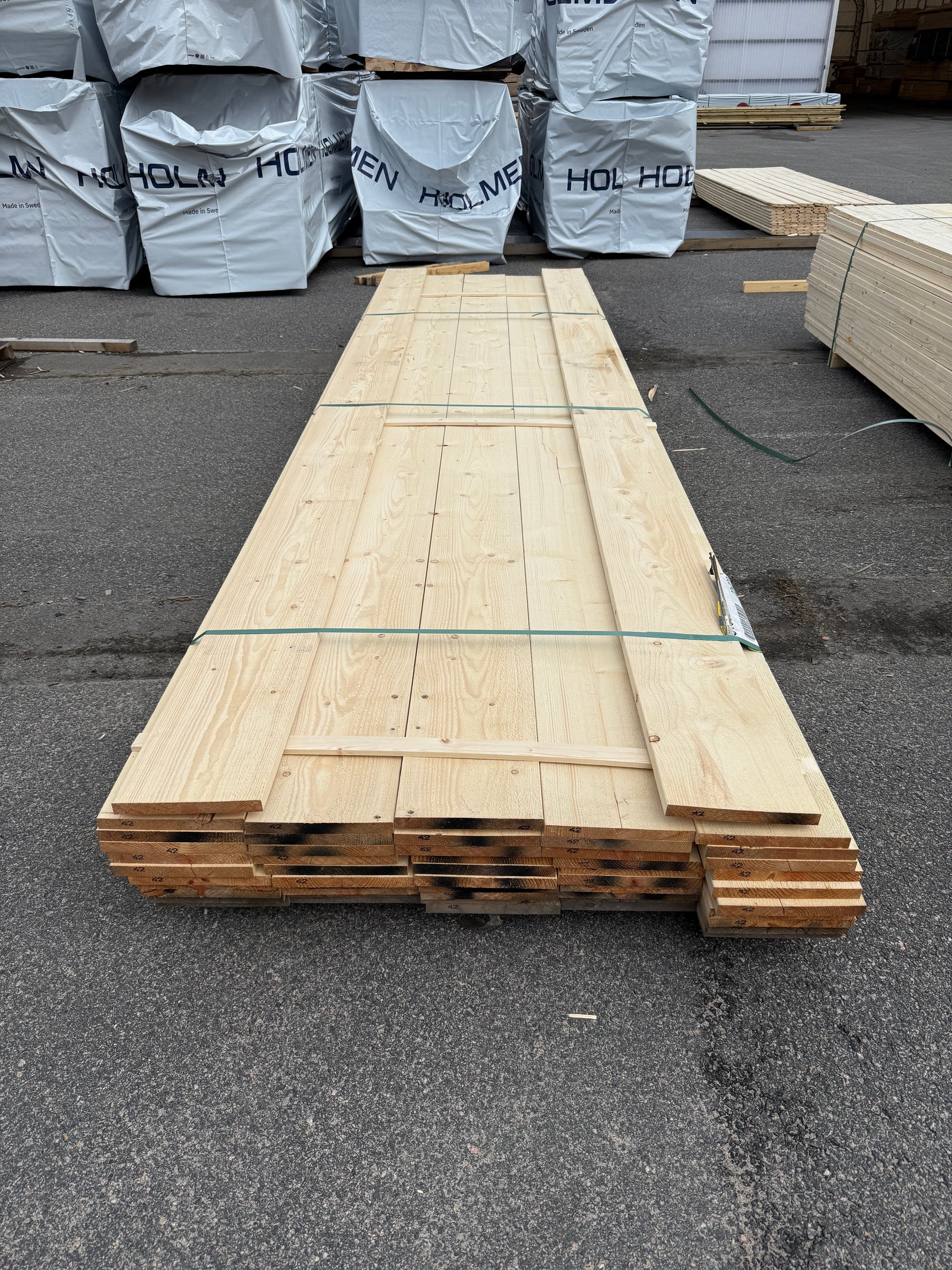 Paket Finsågade Brädor 22x220 mm – 4,20 m 52st (Obehandlad)
