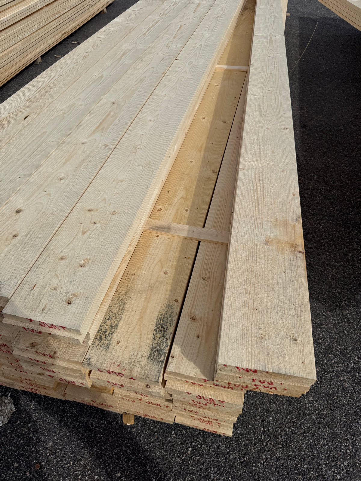 Parti Finsågade Brädor 22x170 mm – 4,80 m Obehandlade