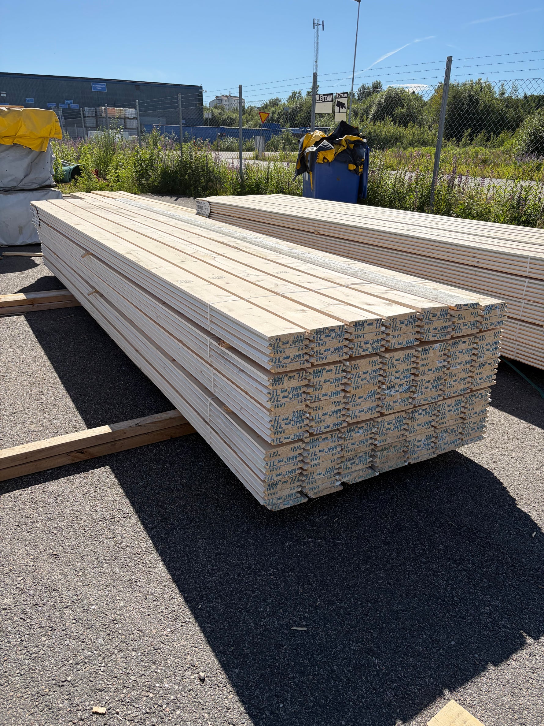 Paket Ytterpanel Dubbelfas Halvspont 22x145mm, 174st 4.20m Grundmålad Vit