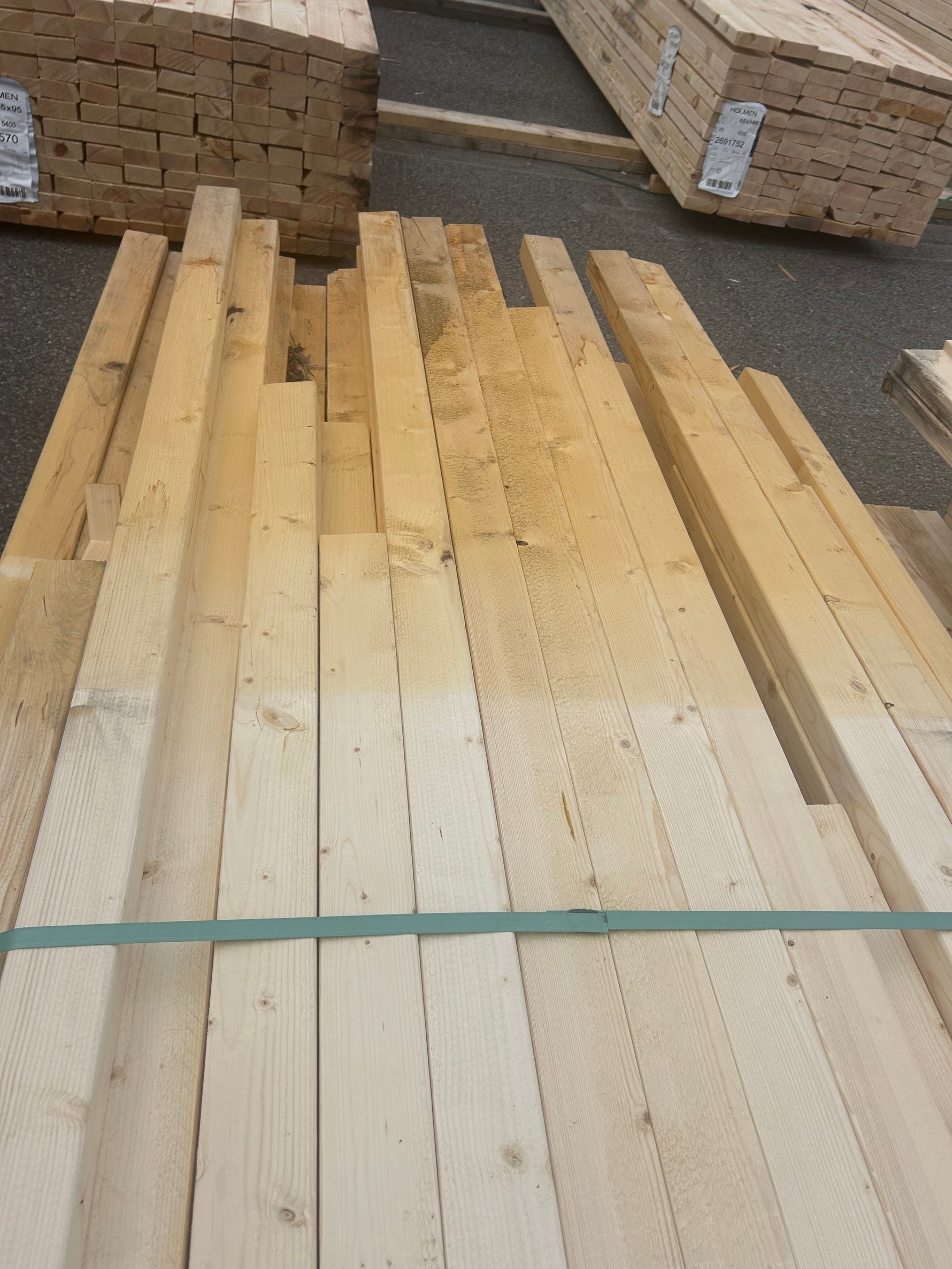 Paket Reglar 45x70mm 2,70-4,80m 192st