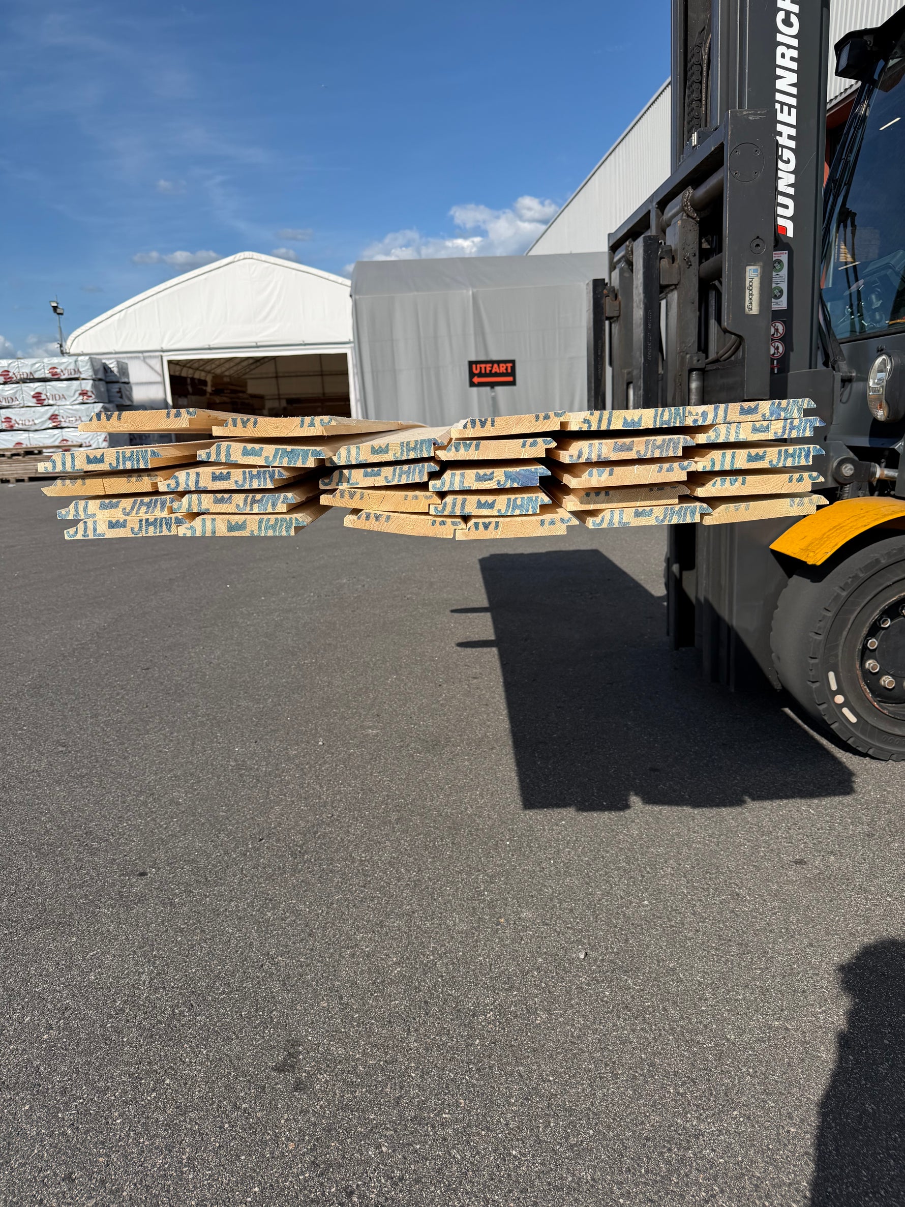Paket Ytterpanel Dubbelfas 22x145mm 4.20m 29 st
