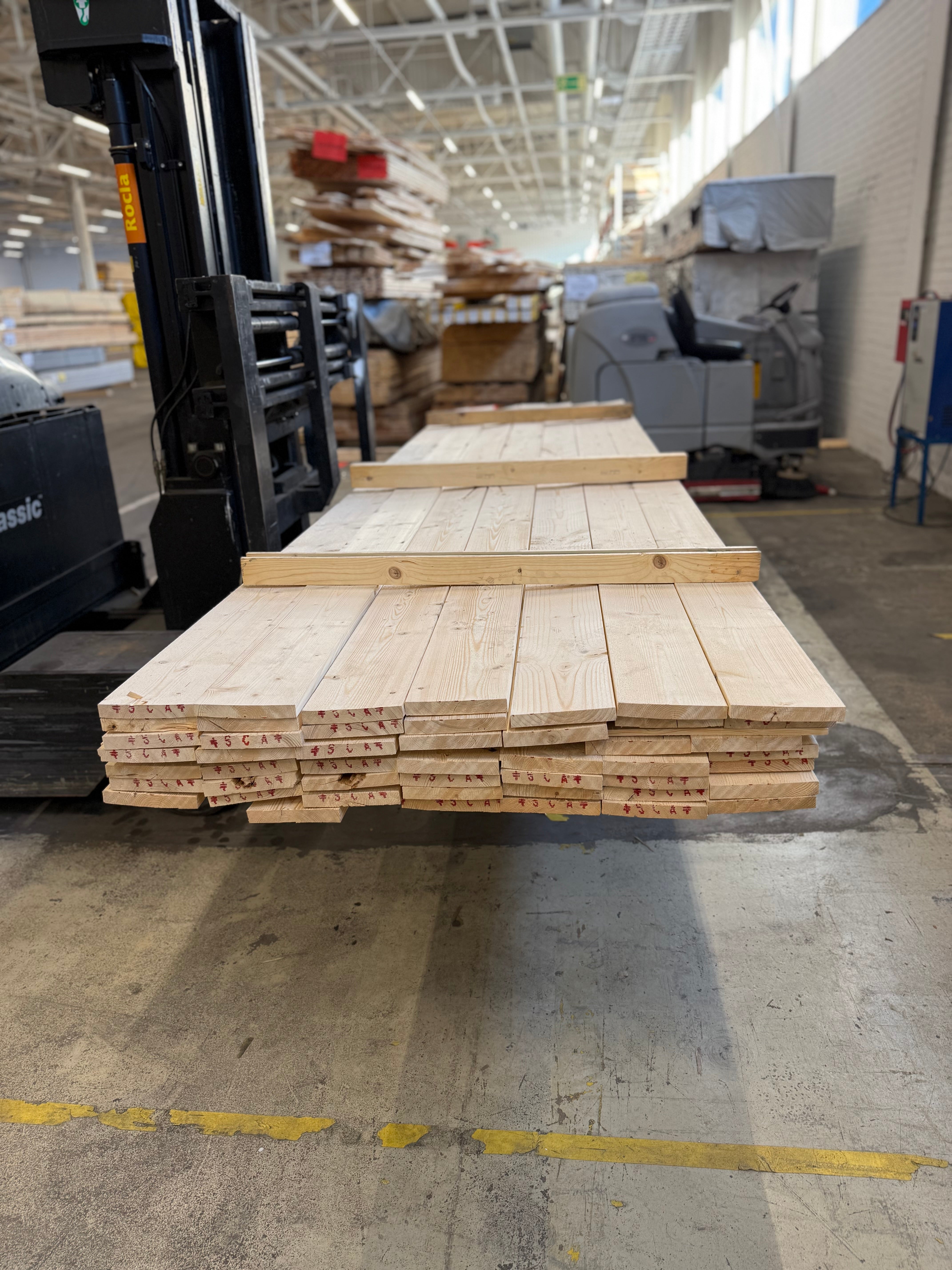 22x145mm 4.20m kan variera i tjocklek och kvalite 48st gran b-sortering