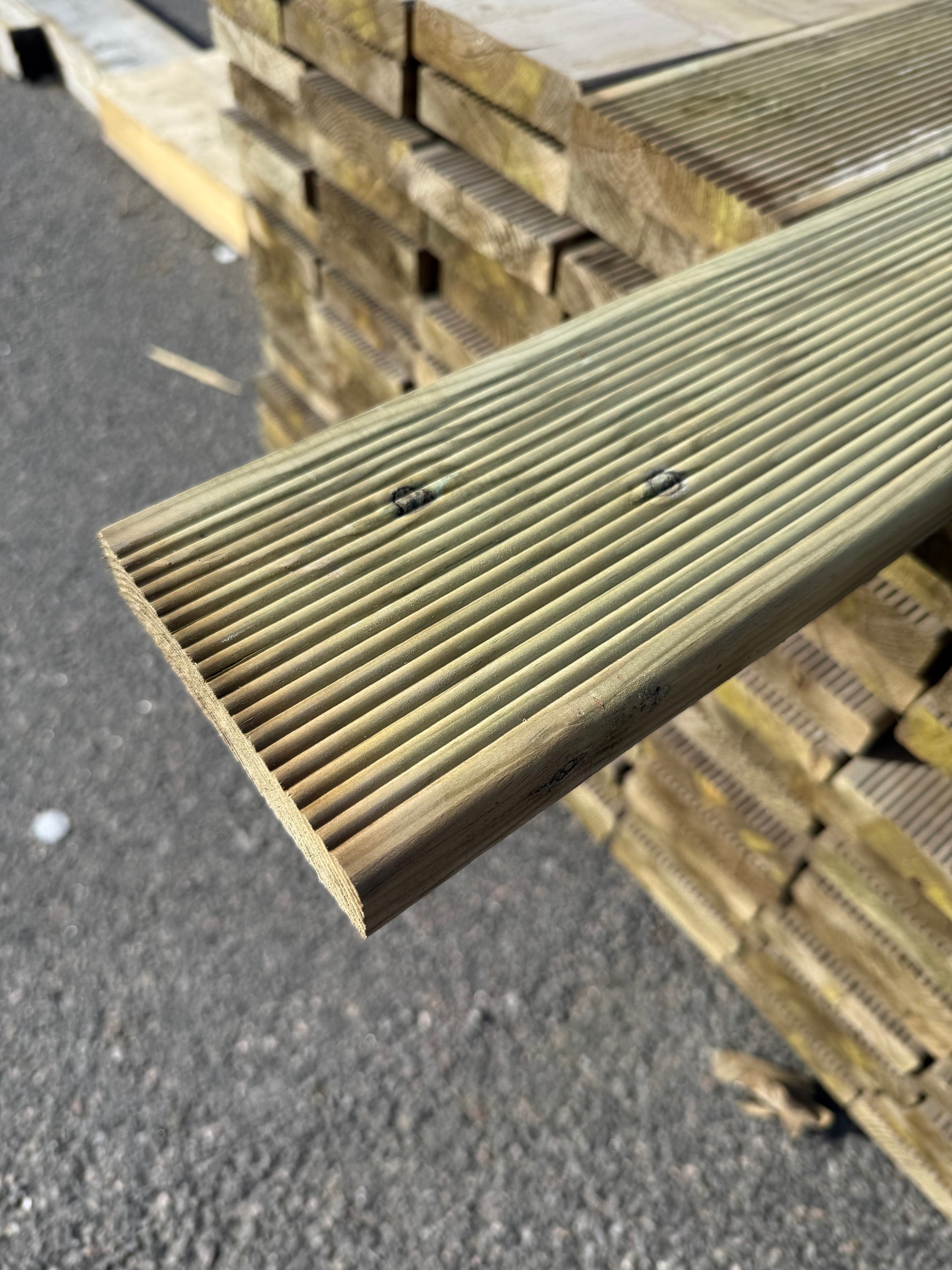 Paket Tryckimpregnerad Rillad Trall 28x120mm, 144st 3,90m