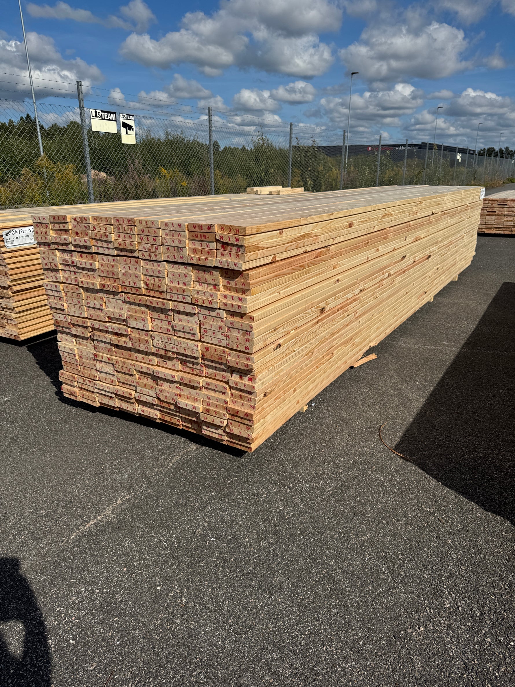 Paket Hyvlad 28x120 – 270st – 4.80 m – ANDRASORTERING