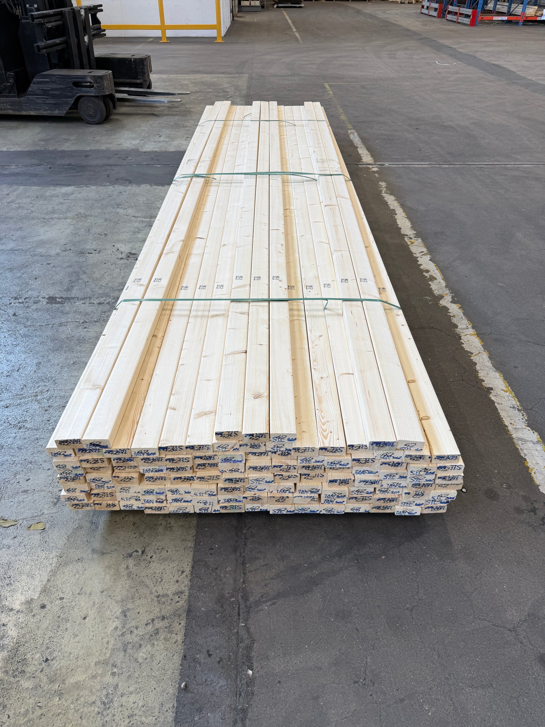 Paket Hyvlade Reglar 34x70mm Gran, 112st 4,20m