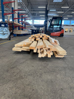 Paket Utsorterat Virke – Blandade dimensioner och längder, ca 44 st
