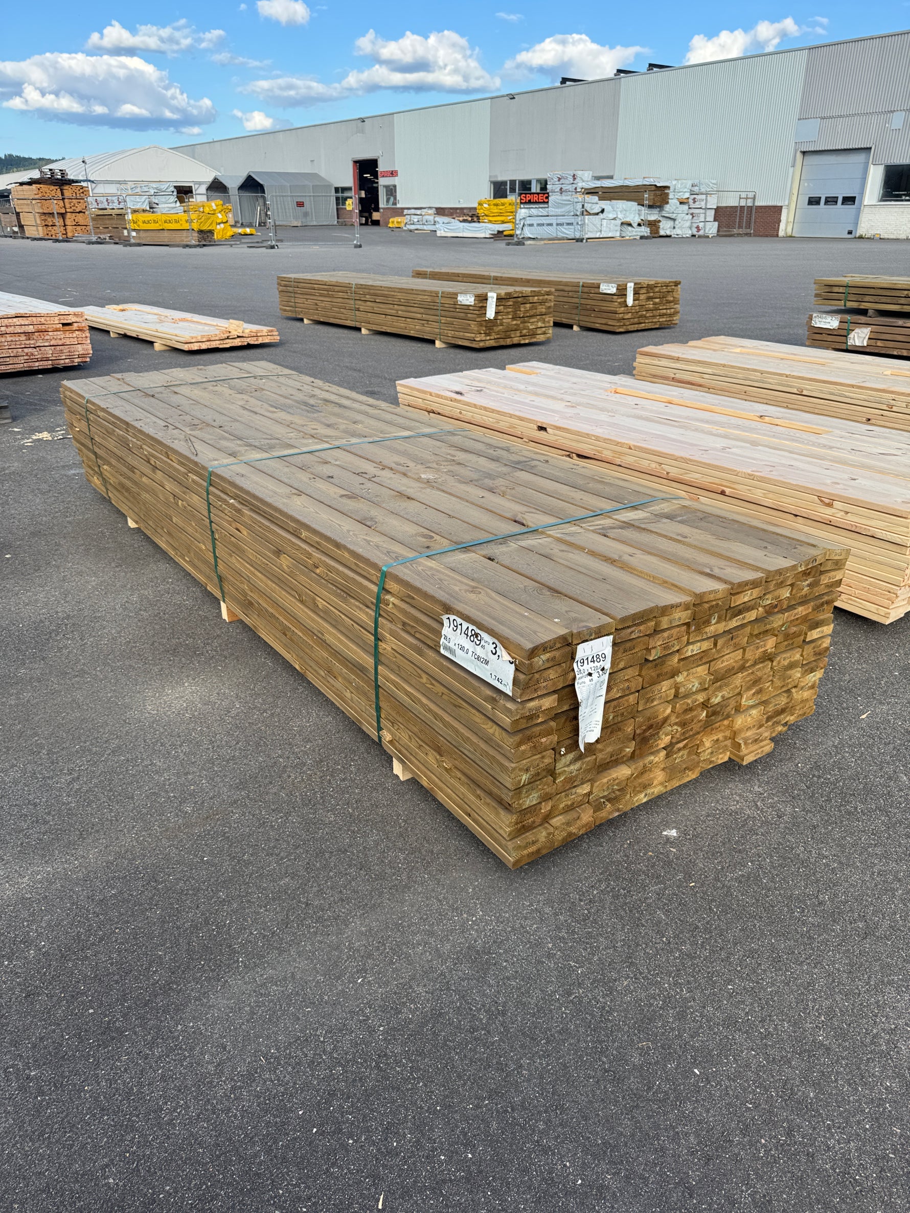 Paket Rillad Trall 28x120 – 144st – 3.60 m – NTR AB A-sortering