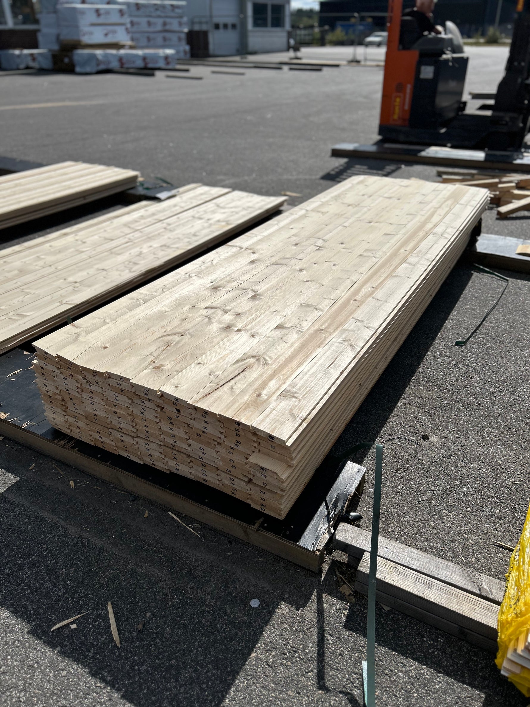 Paket Ytterpanel Dubbelfas Fals 22×120 mm 3,00 m 135 st Obehandlad