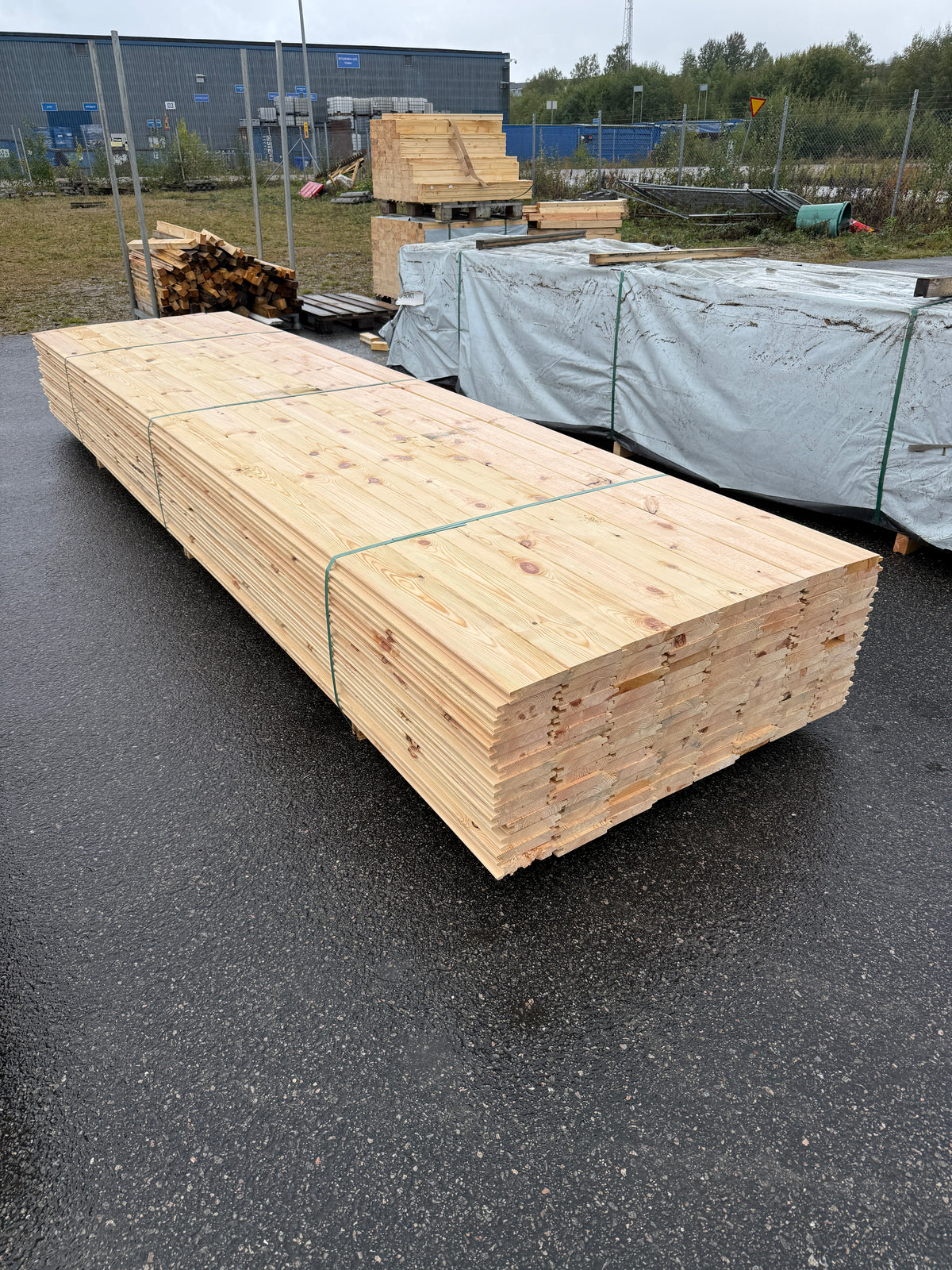 Paket Spontad Panel 27x145mm 4,20m – 128st
