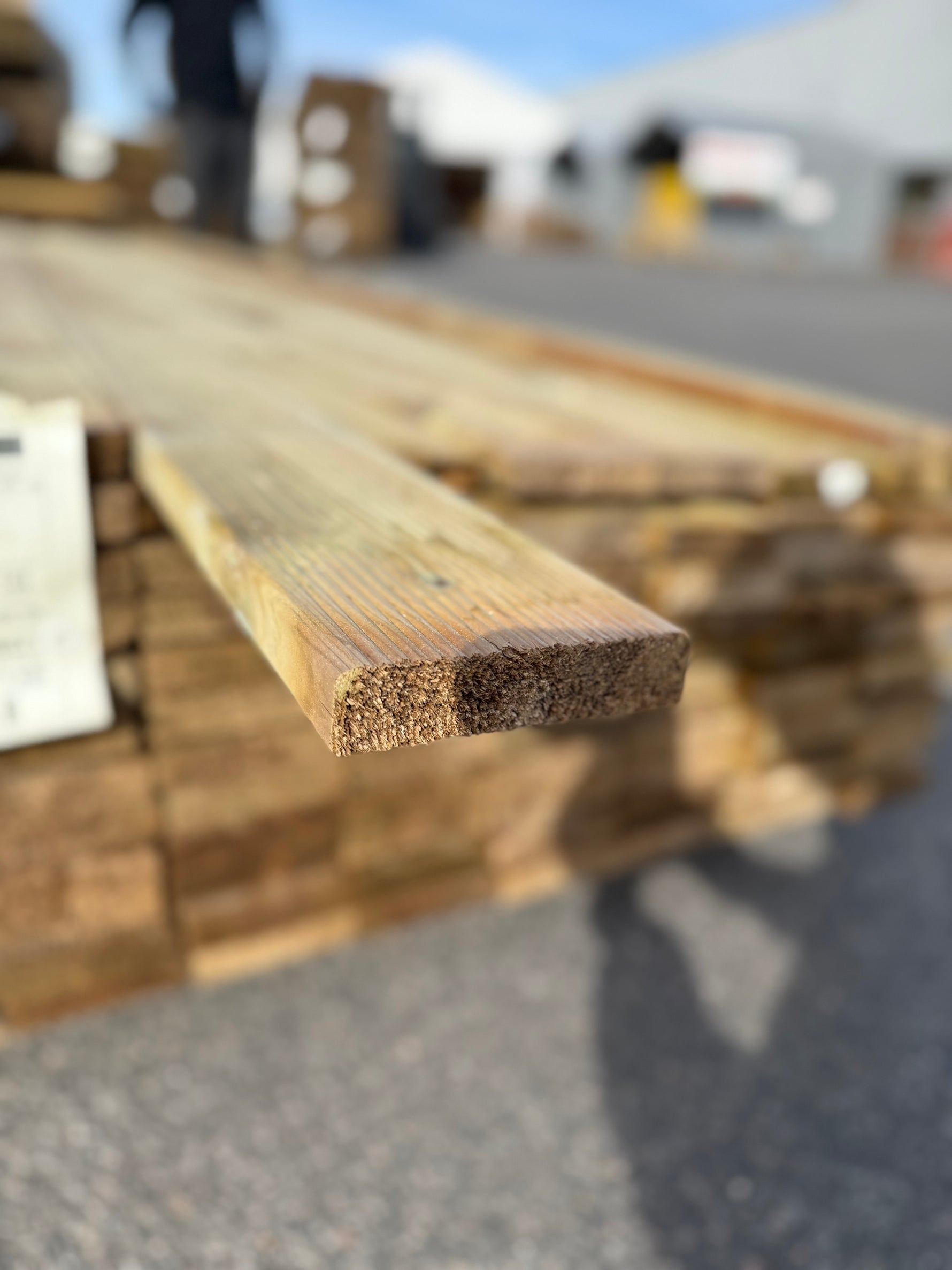 Paket Tryckimpregnerad Rillad Trall 28x120mm, 144st 4,20m (Väderbitet)