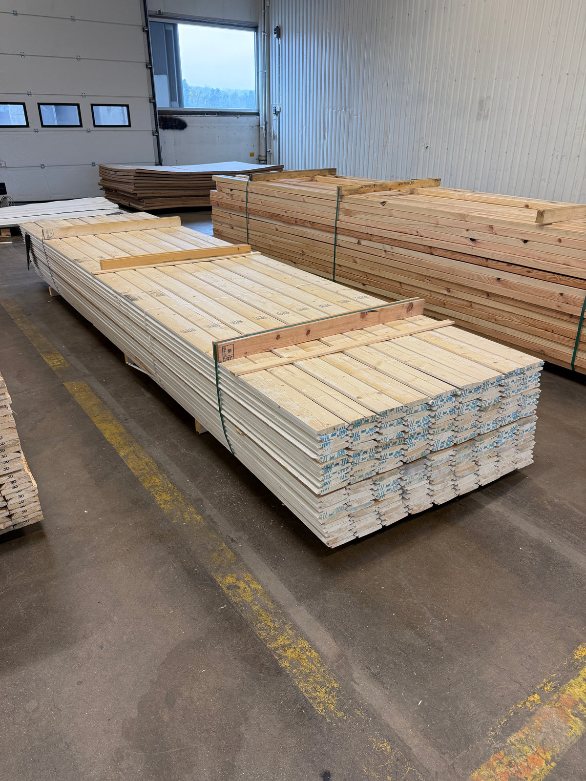 Paket Dubbelfasspont Grundmålad 22×120 mm – 4,20 m – 180 st