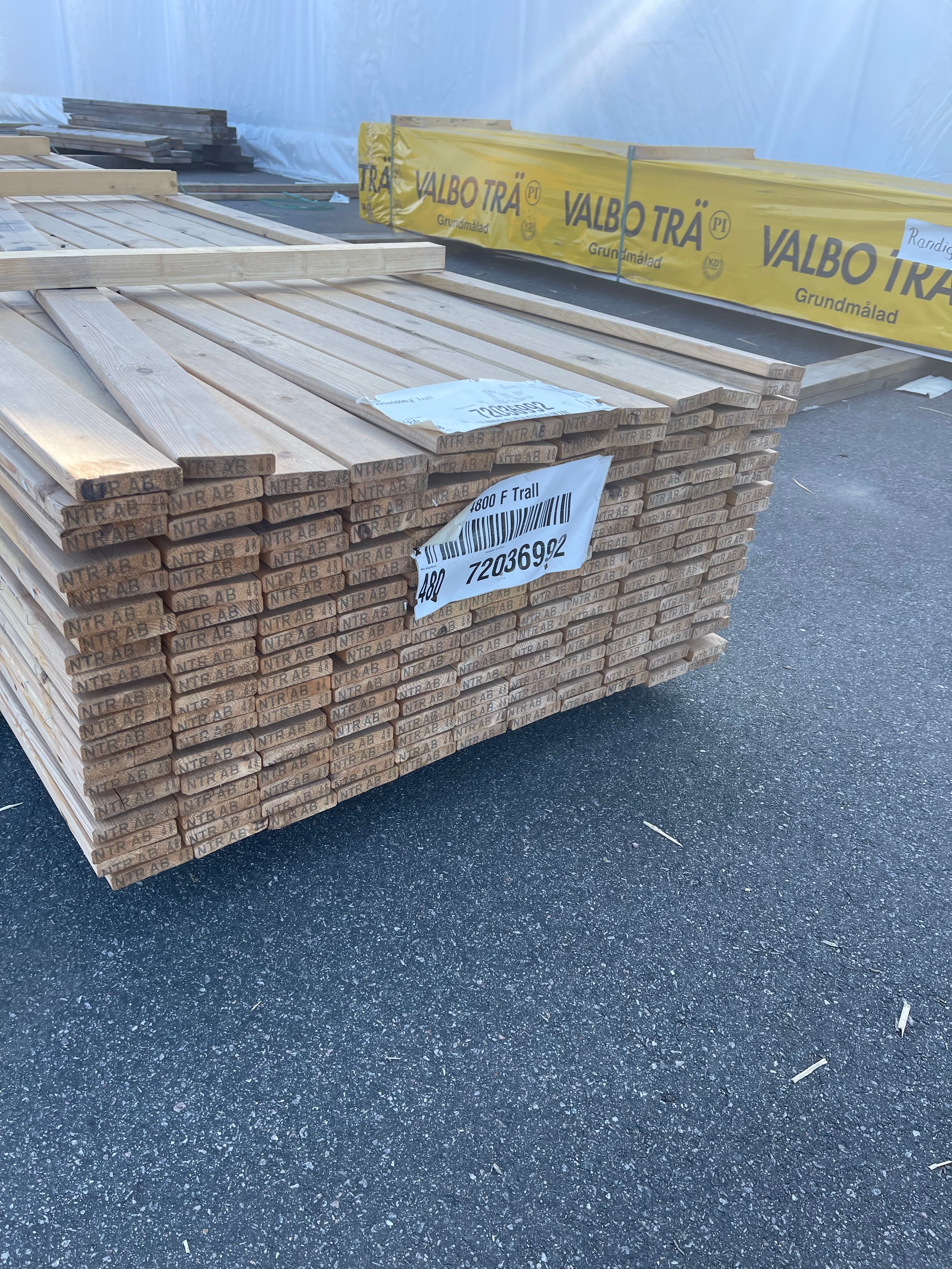 Paket Trall Furu Hyvlad 22x95 mm – 4,80 m – 202 st – Obehandlad