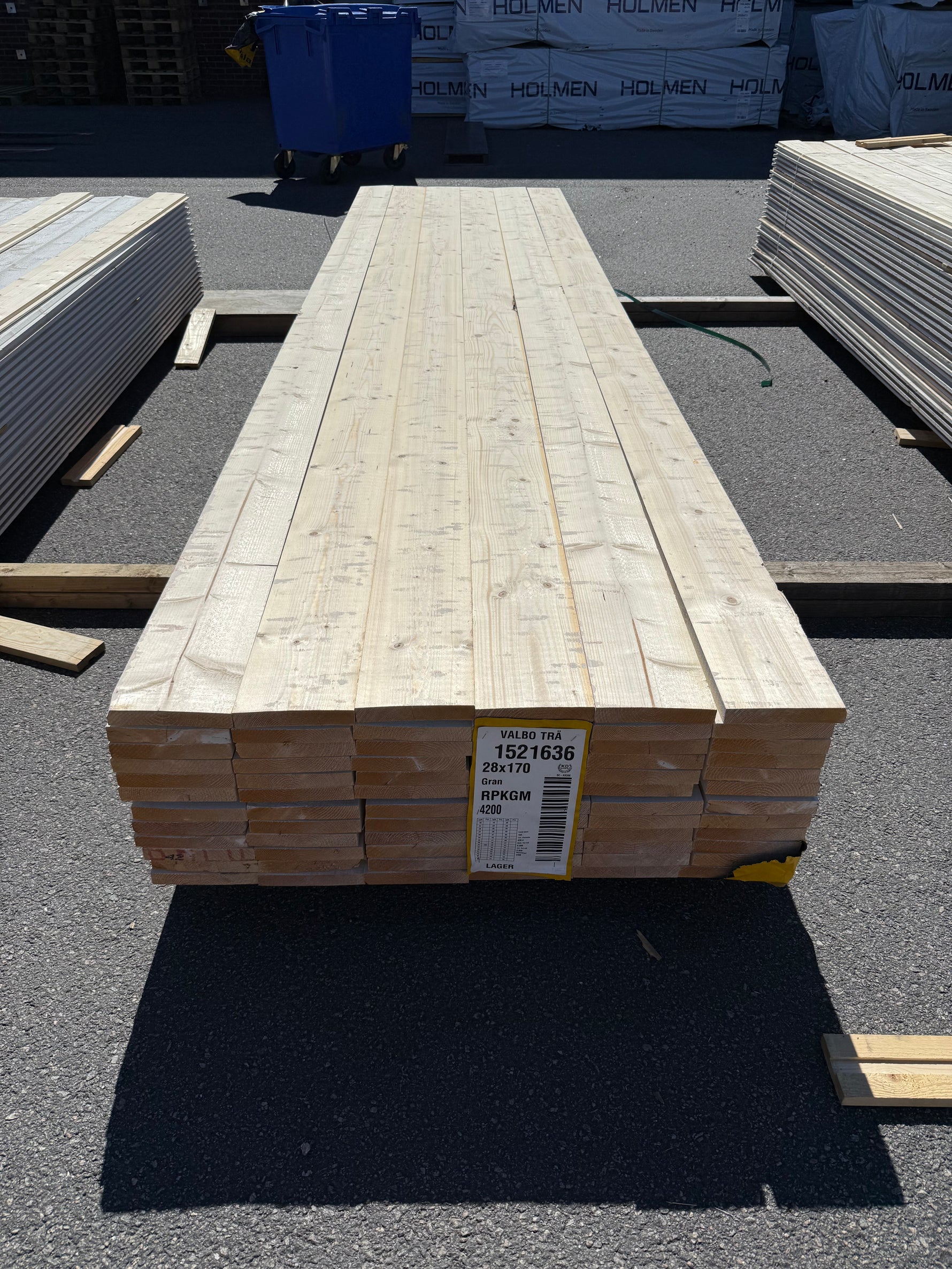 Paket Finsågade Brädor 28x170mm, 72st 4.20m Grundmålade