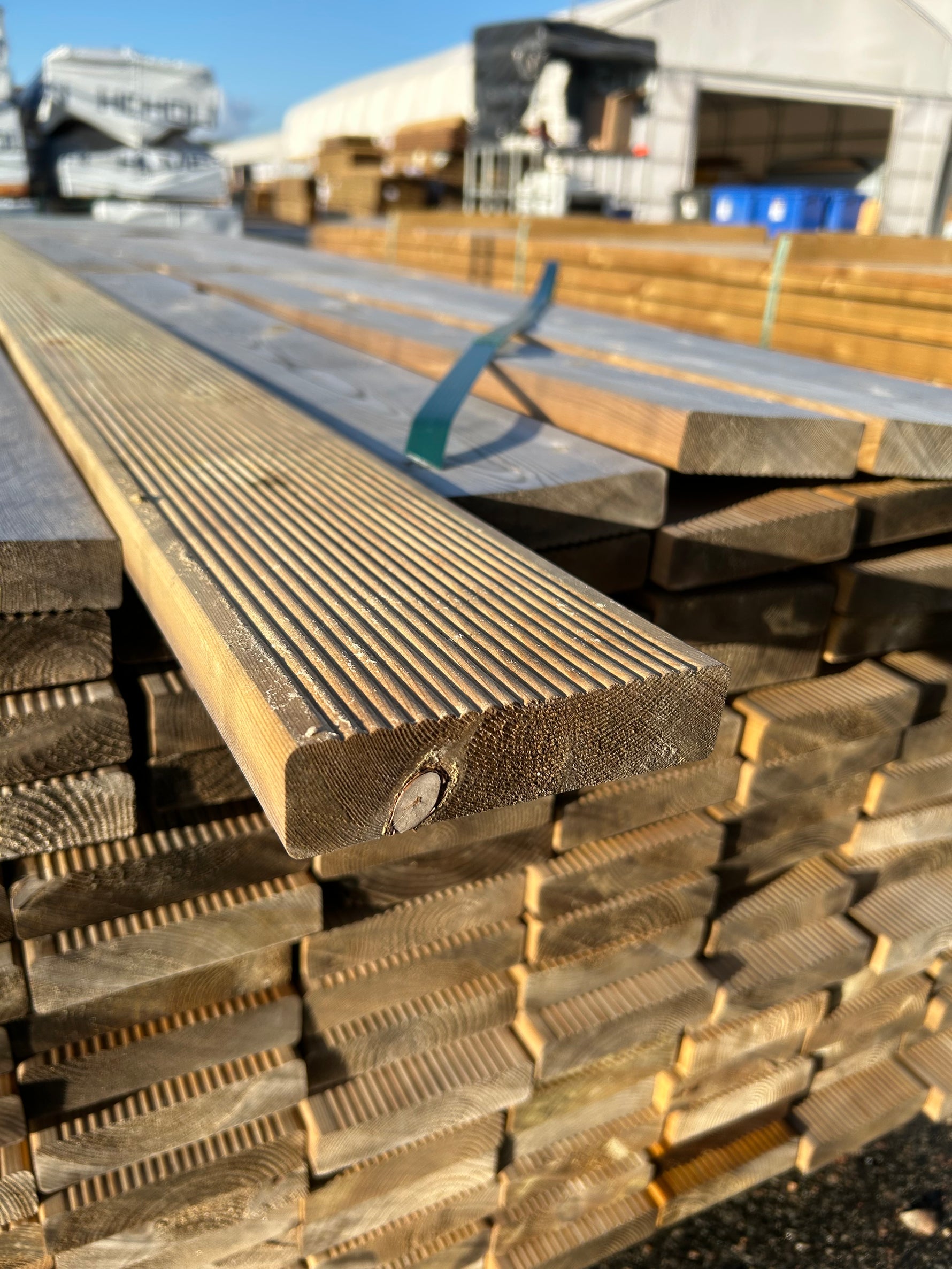 Paket Tryckimpregnerad Rillad Trall 28x120mm, 144st 4.80m