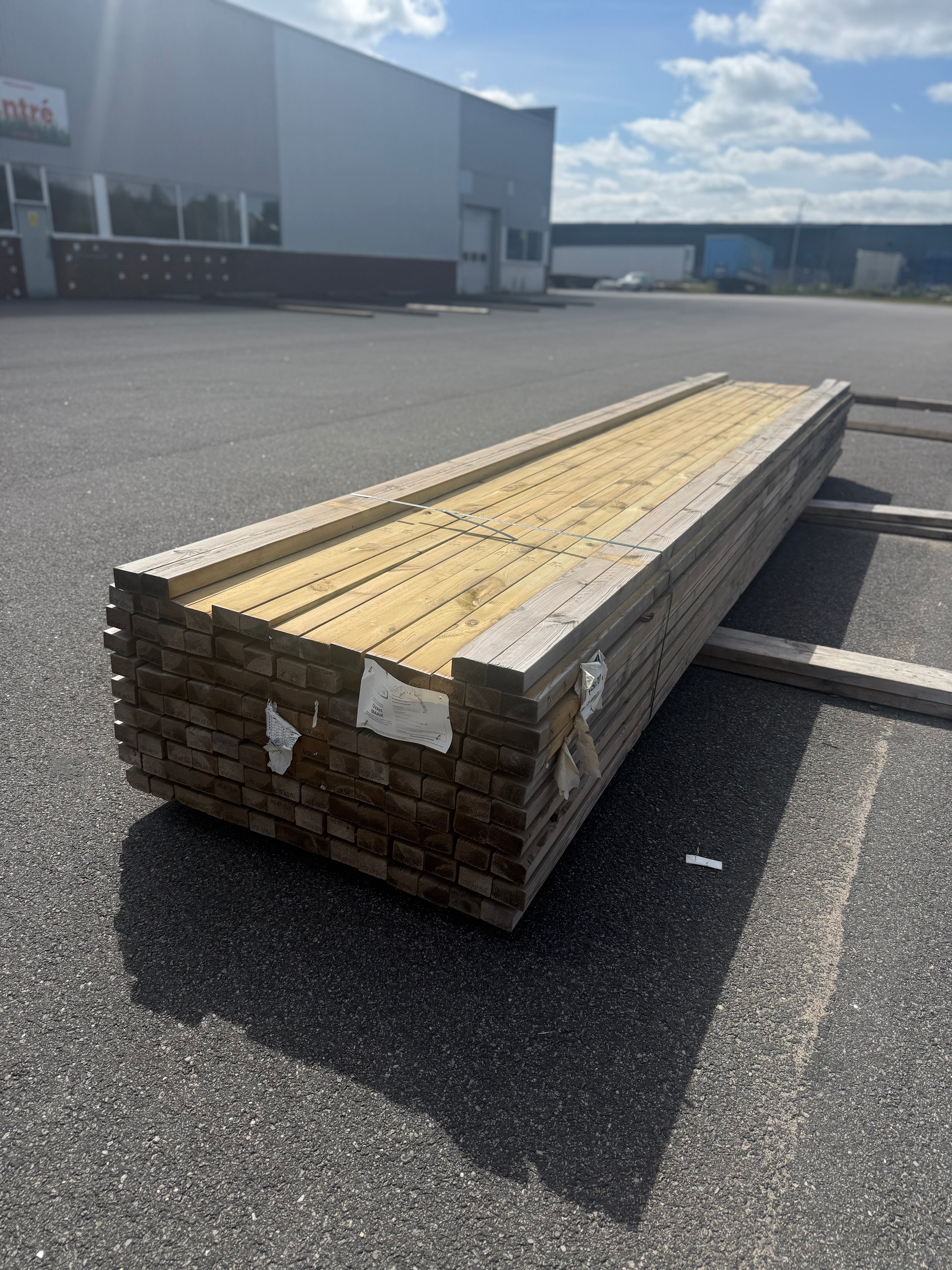 Regel 45x70 – (5.40 m) – Tryckimpregnerad Furu