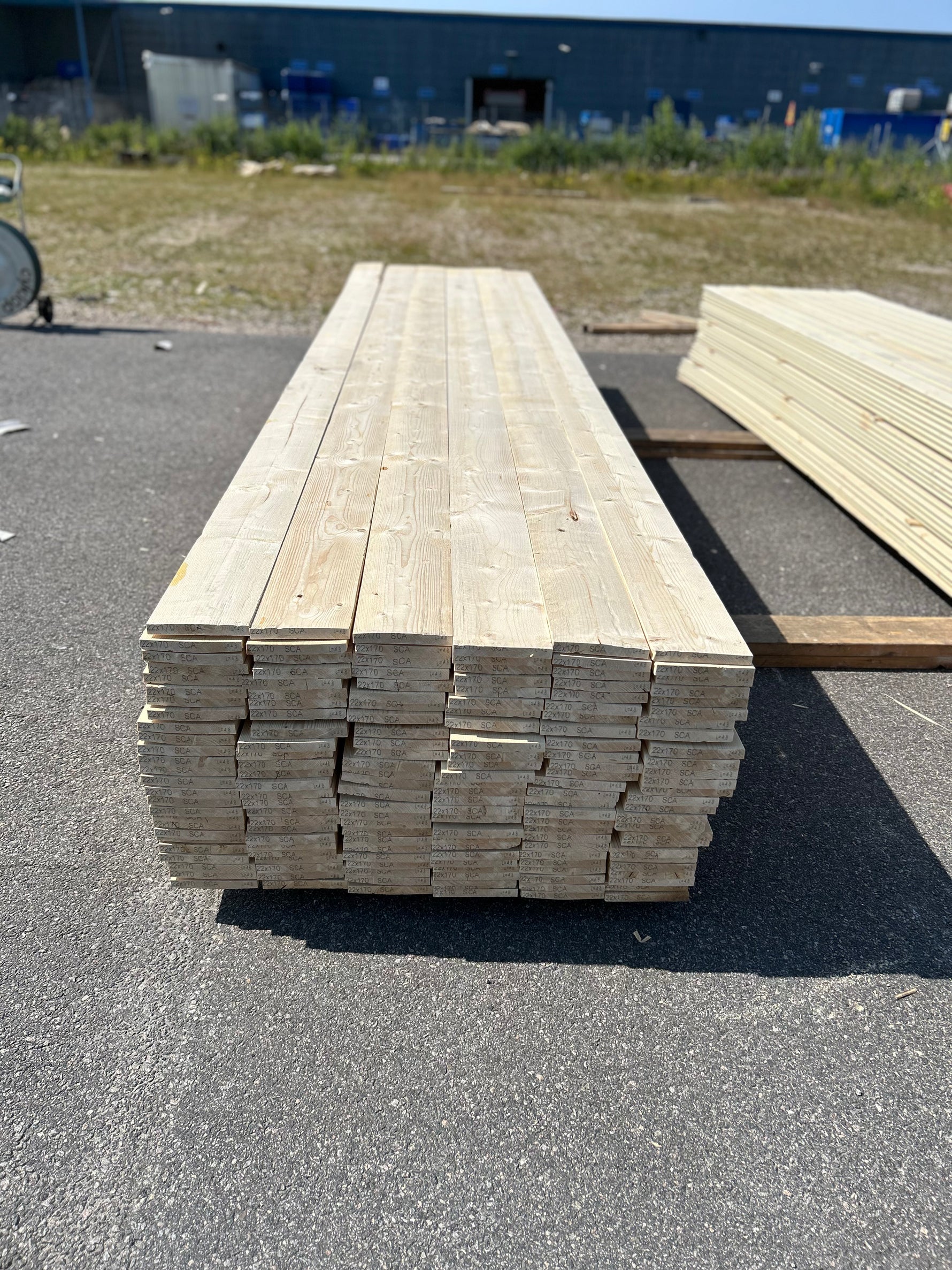 Paket Finsågade Brädor 22x170mm 156st 4.80m Obehandlade