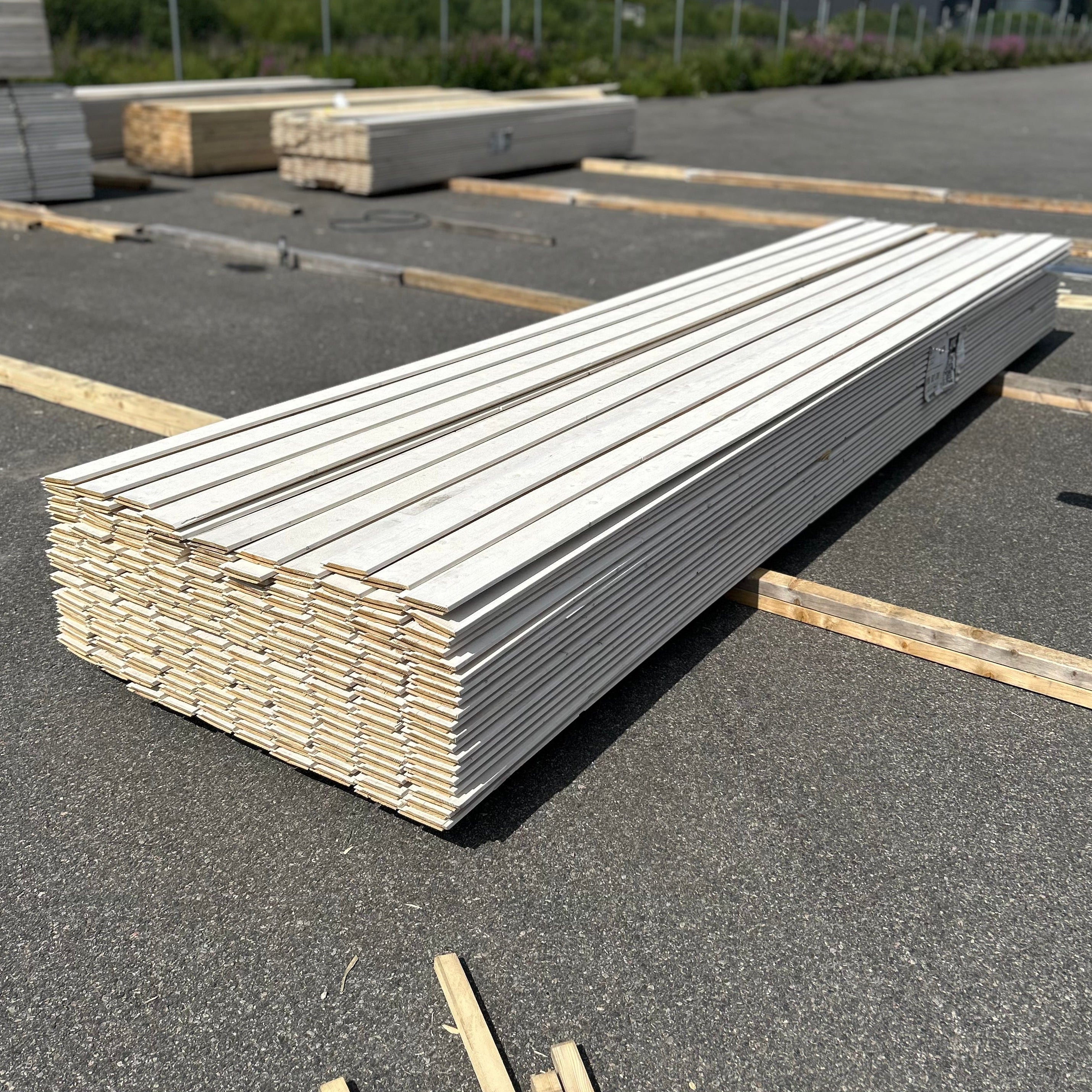 Paket Ytterpanel Enkelfasspont 22x120mm, 186st 4.80m- Grundmålad