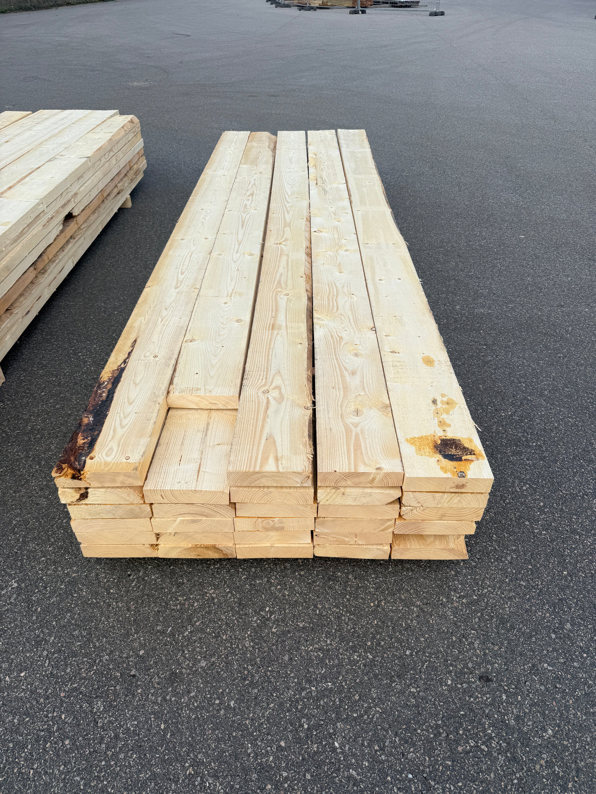 Paket Ohyvlade Reglar 47x200mm (3,30–3,60m) 30st