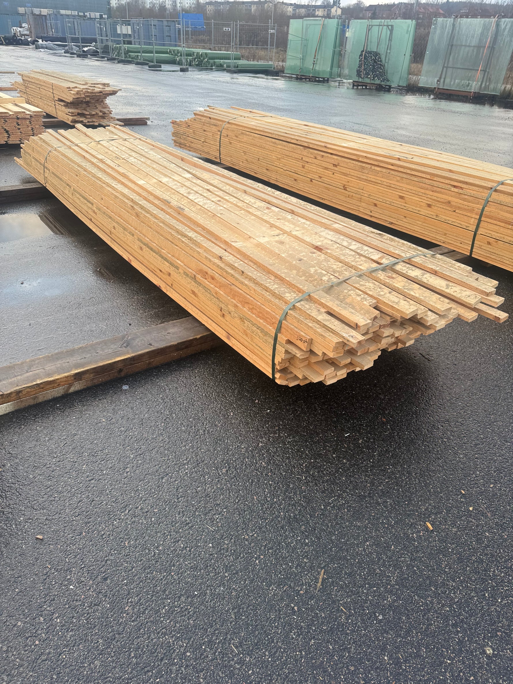 Paket Läkt 19x52 – ca 320 st (4,2–4,5 m, ohyvlade) - Spirec