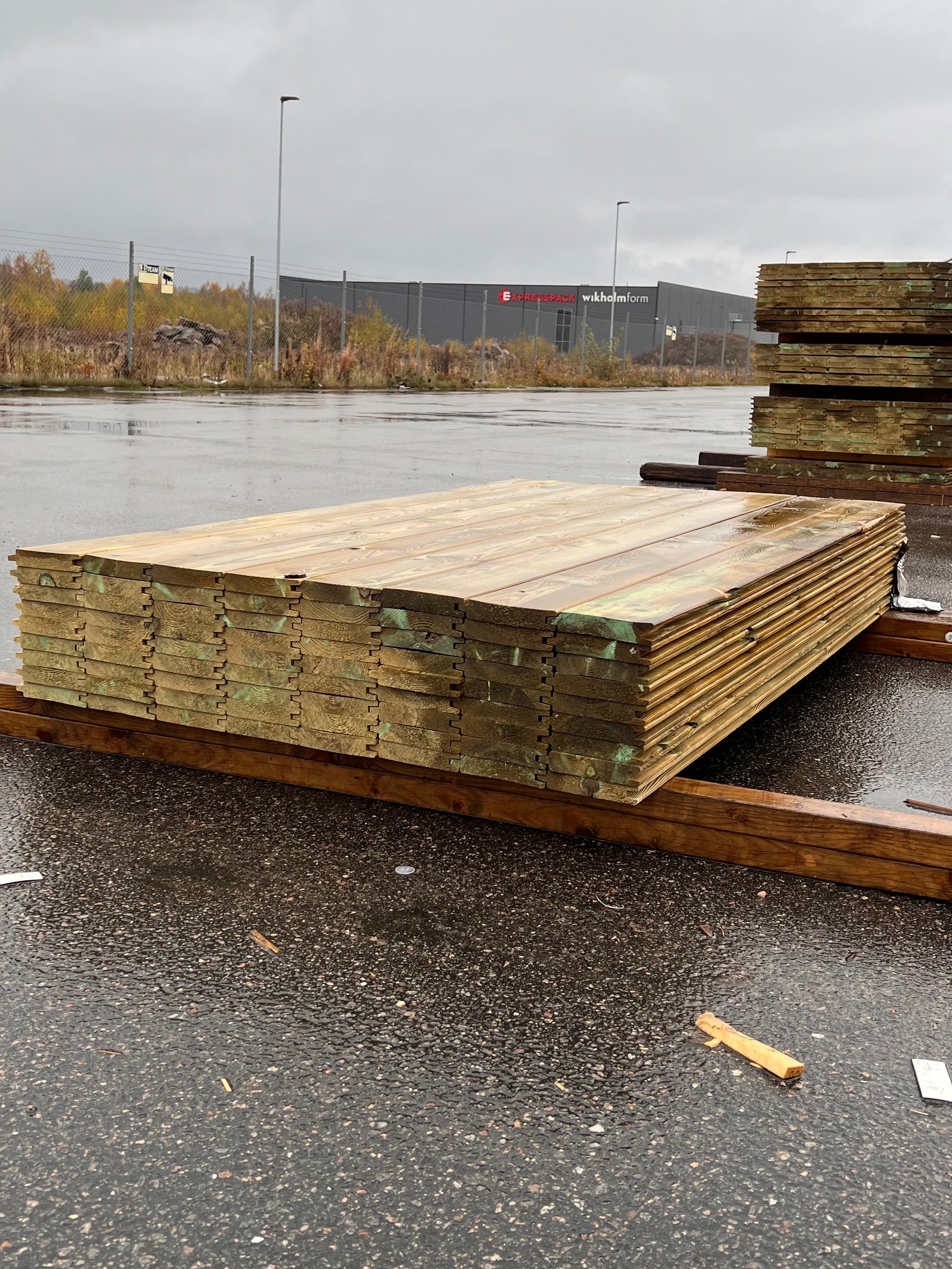 Paket Spontad Panel Hyvlad 27x145mm – 81 st 2.0m Tryckimpregnerad