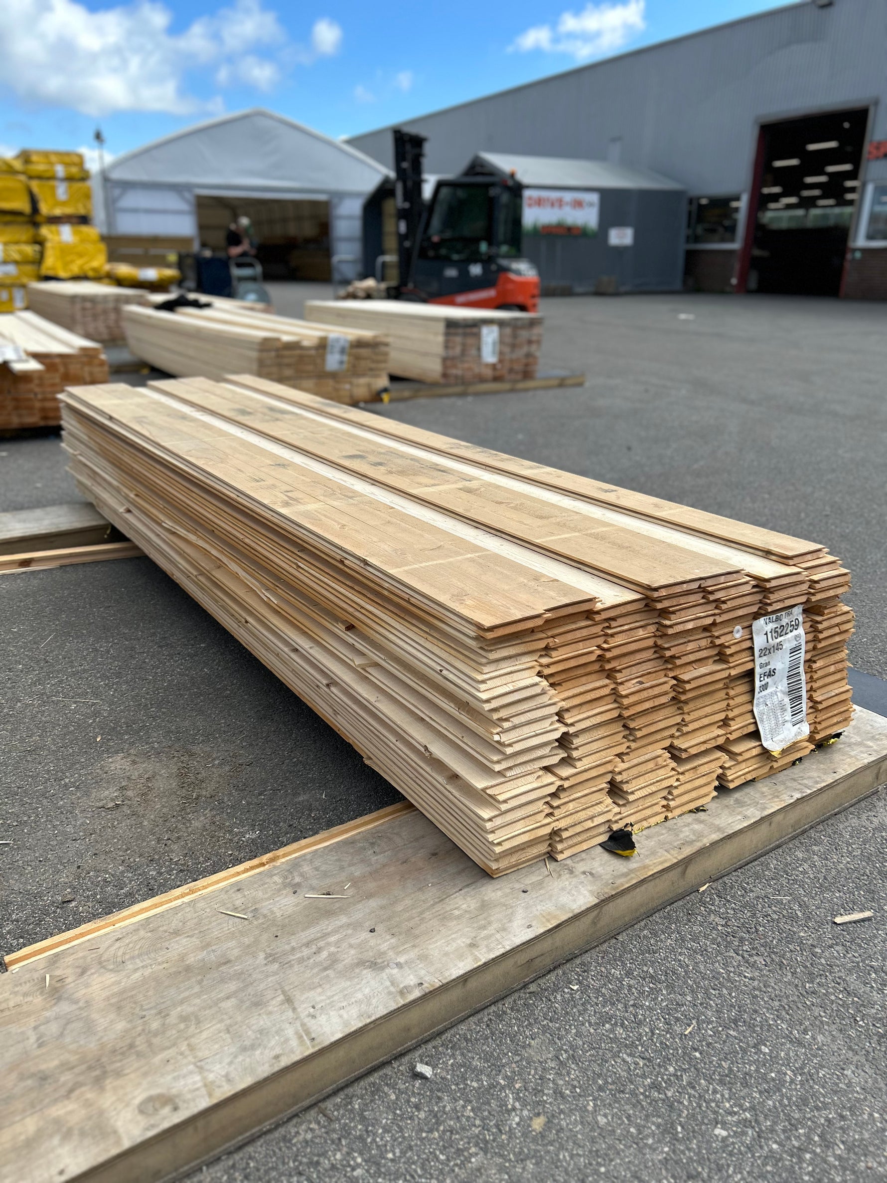Paket Ytterpanel Enkelfas Ändspont 22x145mm 3.30m 138st