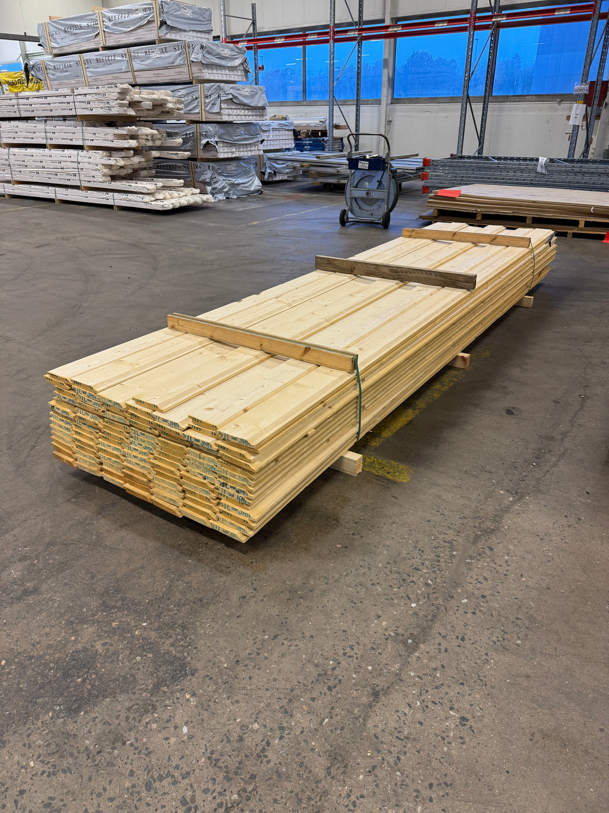 Paket Enkelfas Halvspont 22×145 mm – 3,90 m – 96 st Obehandlad