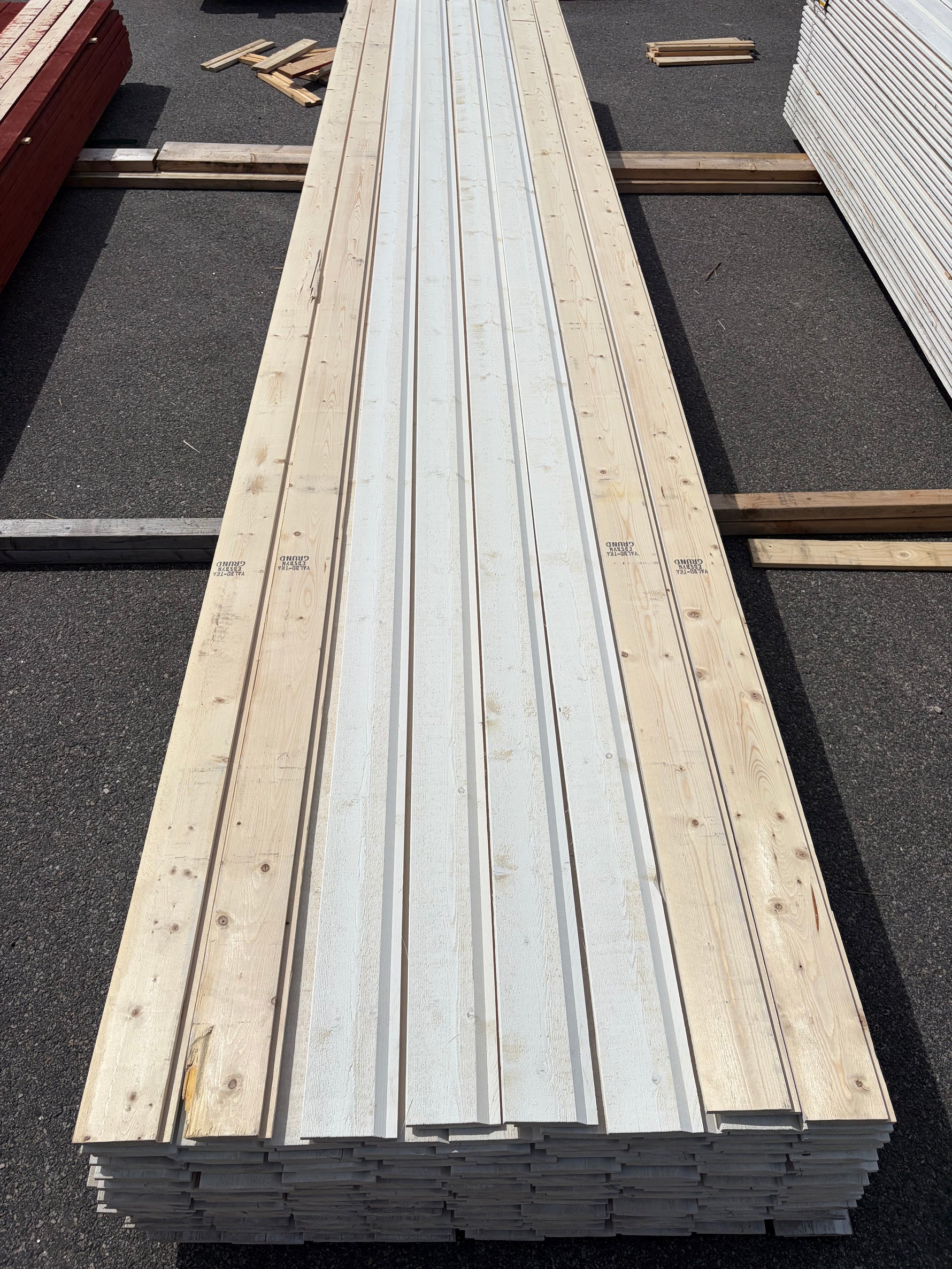 Paket Ytterpanel Enkelfas Halvspont 22x120mm, 134st 5.10m Grundmålade