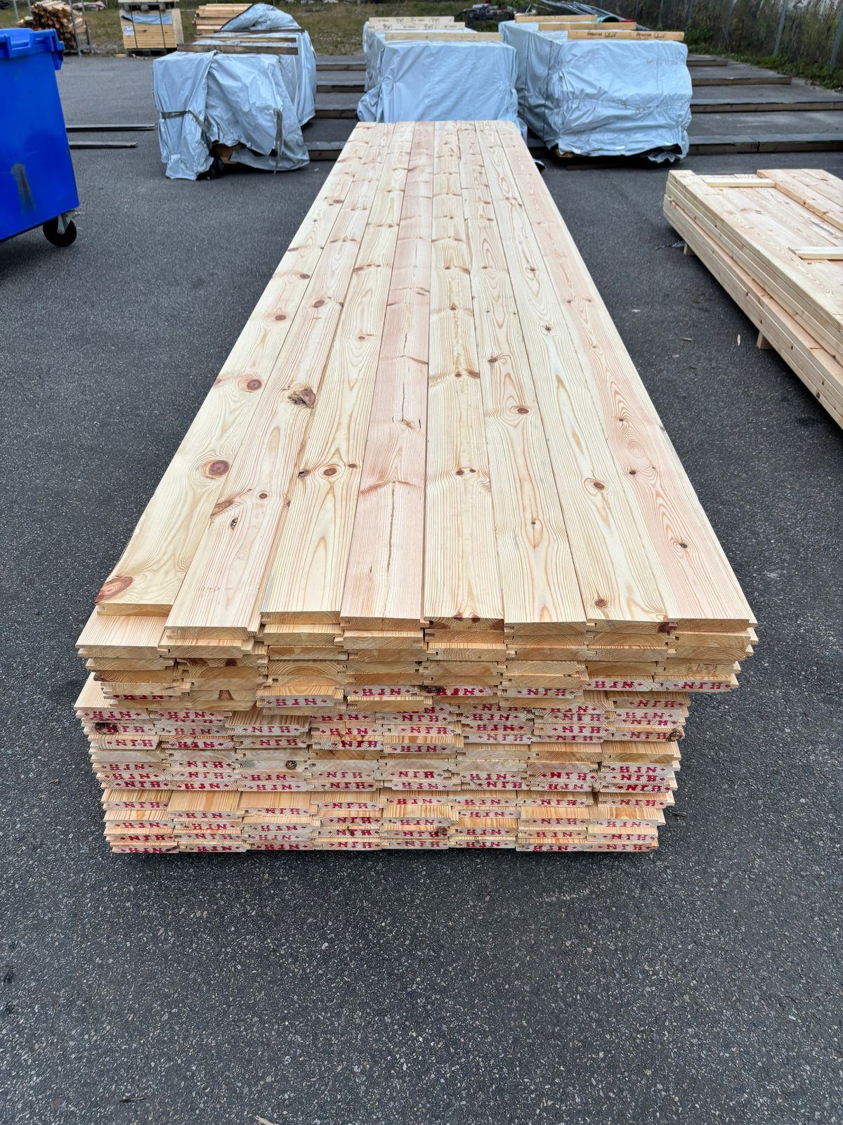 Paket Spontade Furu Brädor 27x145mm 5,40m – 152st (Andra Sortering)