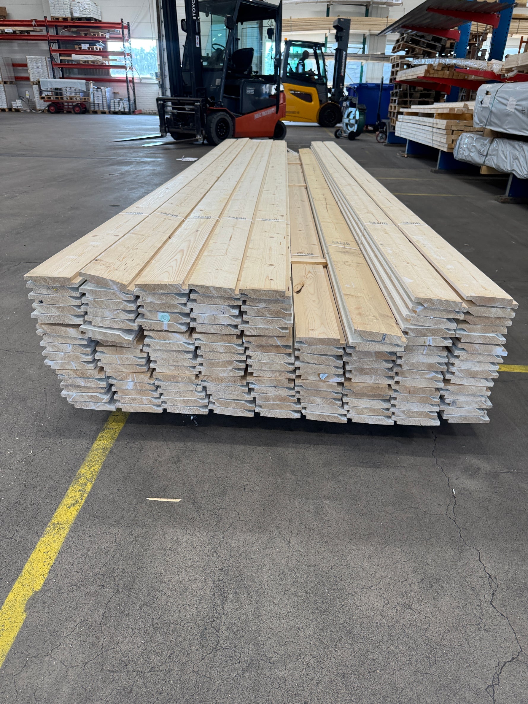 Paket Ytterpanel Enkelfas Halvspont 22x120mm, 4,50m, 127st – Grundmålad