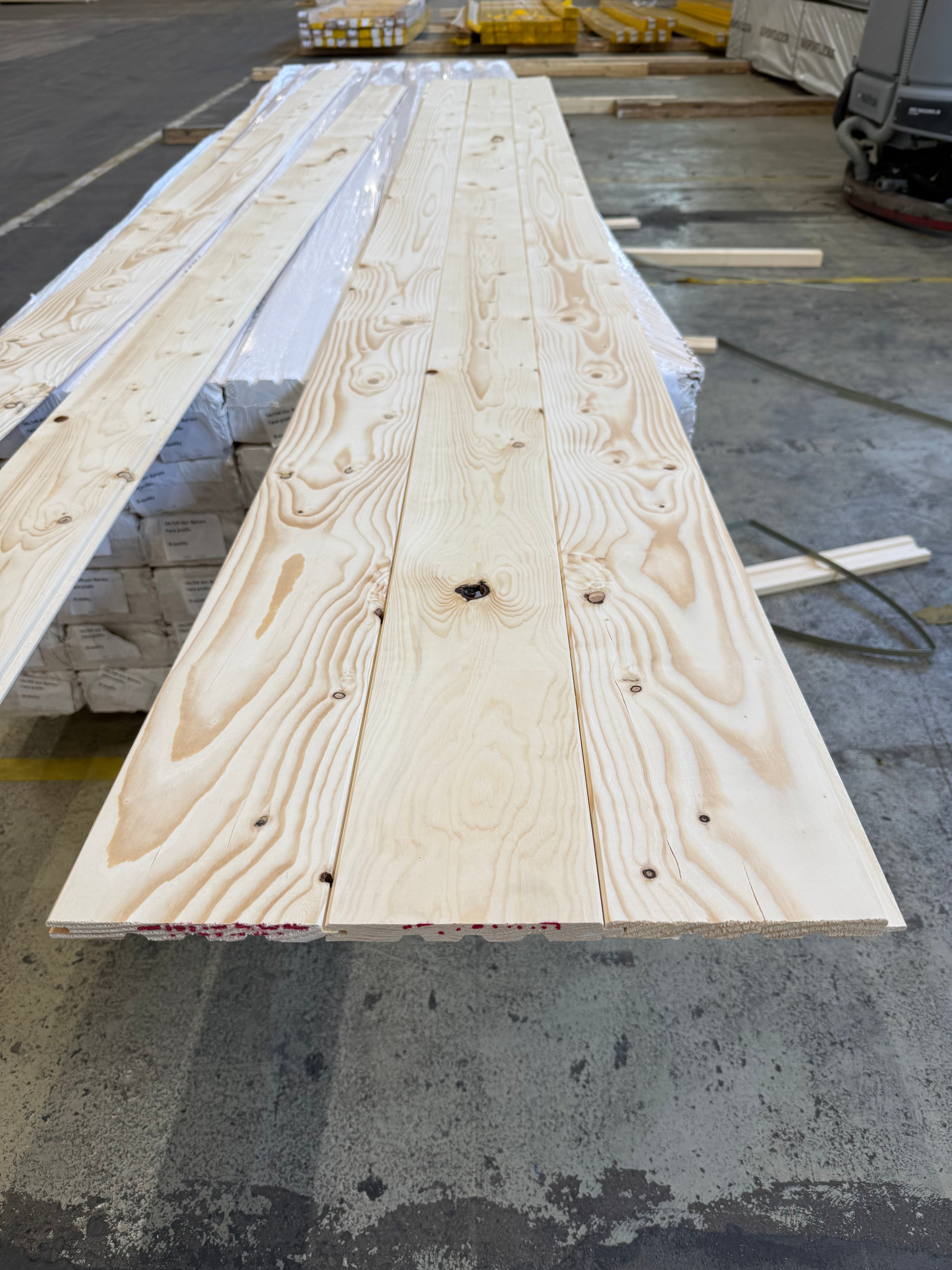 Innerpanel Fasspont 13,5x145mm – B-sortering (Gran, Obehandlad)