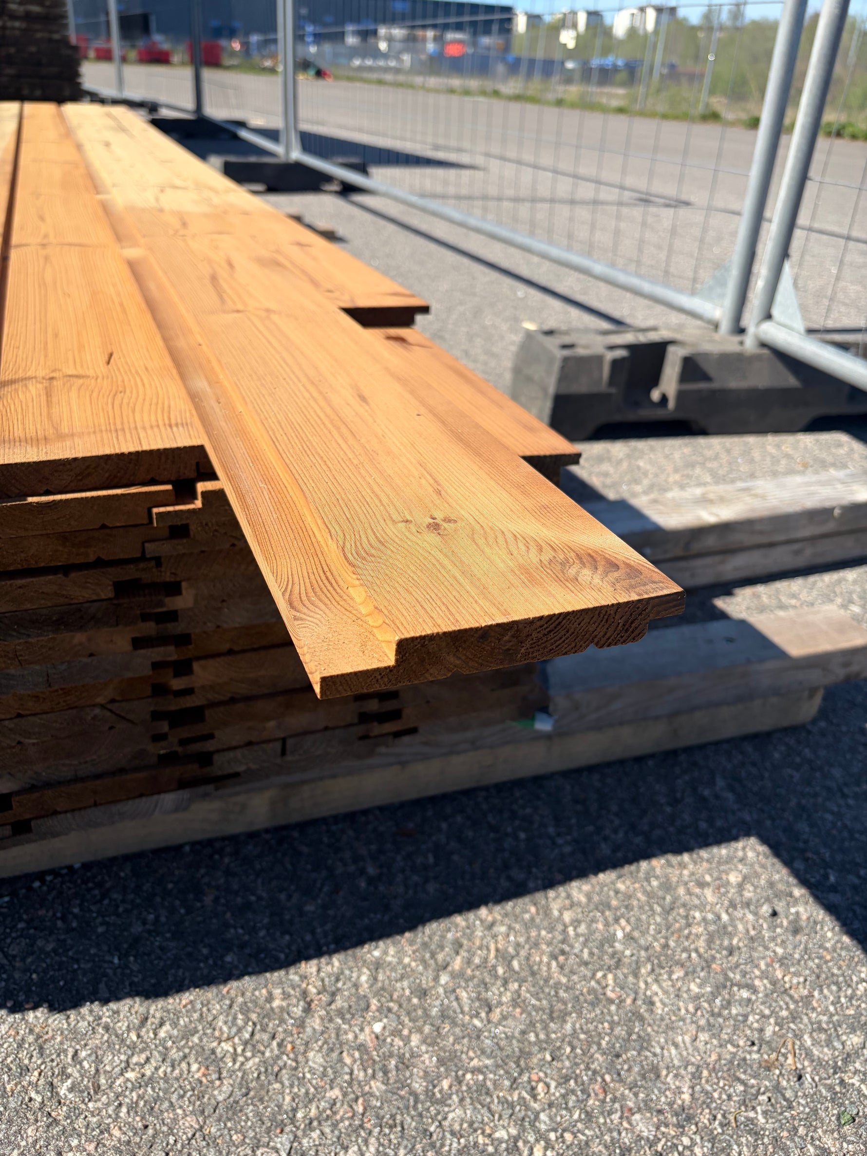 Paket Thermowood Furu 19x140mm Dubbelfas Fals Rak, 67st 3,6m