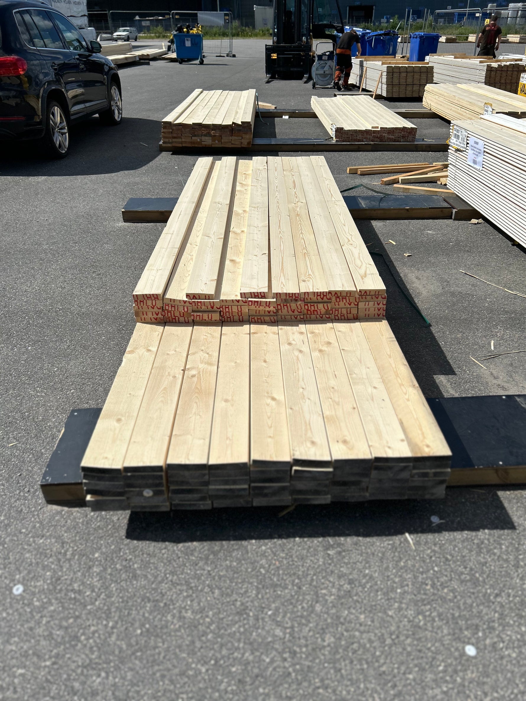 Paket Finsågade Brädor 28x120mm 2,70–3,60m 97st Obehandlade