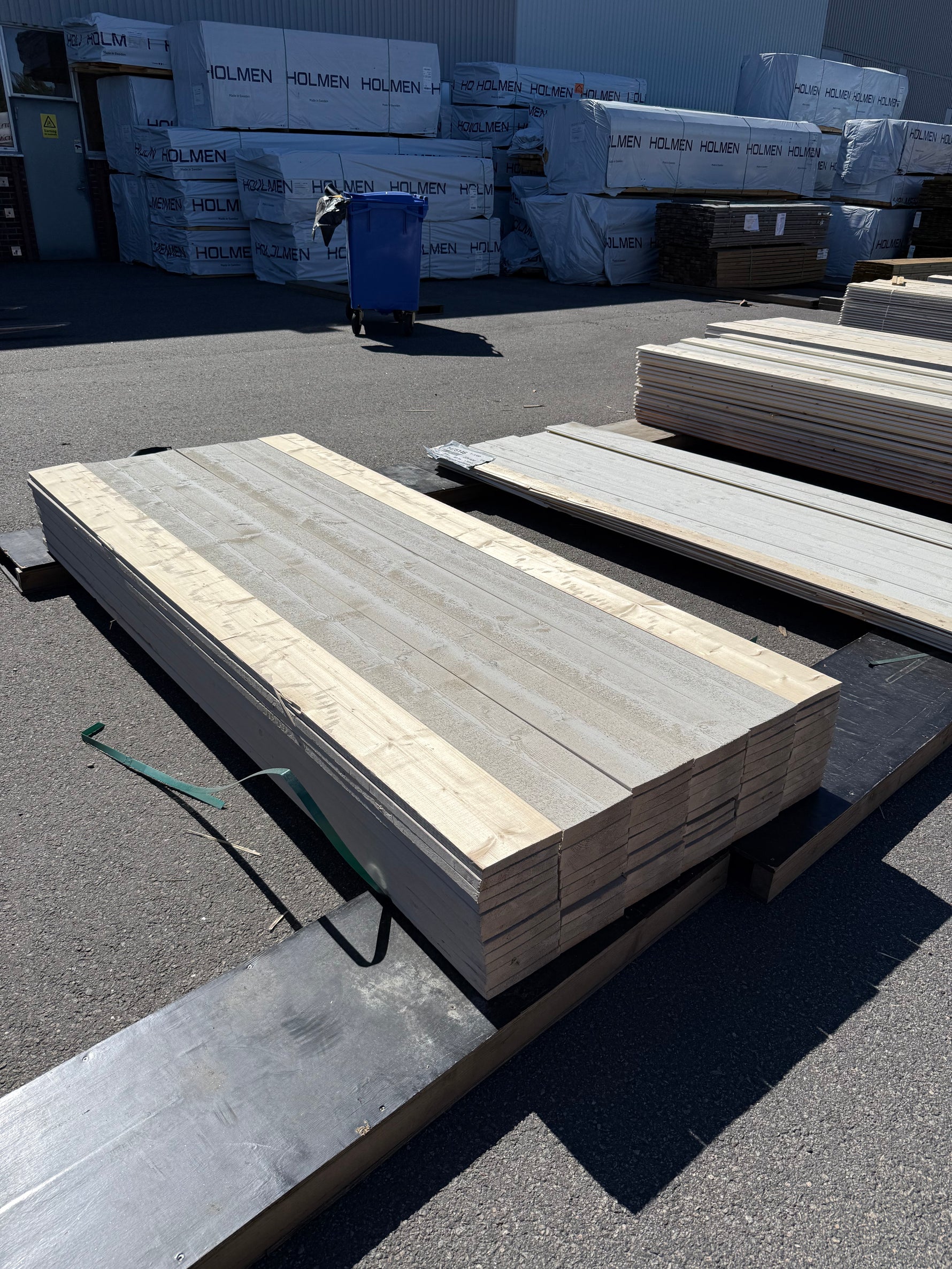Paket Finsågade Brädor 22x170mm, 78st 2.50m Grundmålad