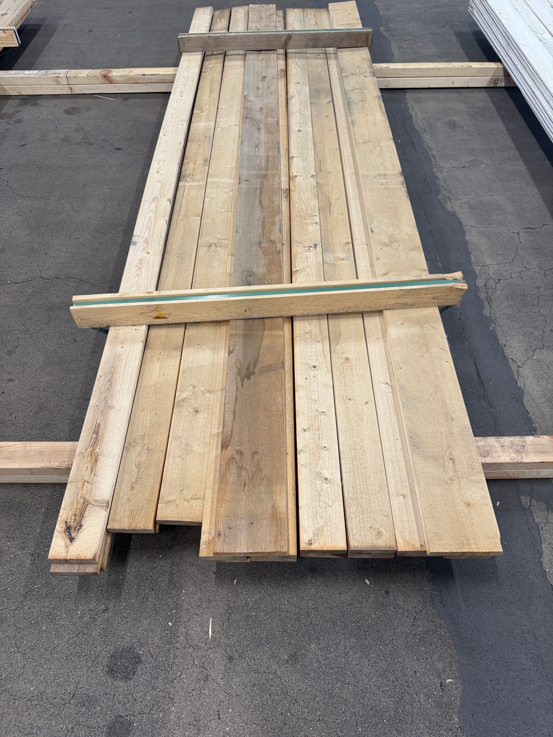Paket Finsågade Brädor 22x95 och 22x145 mm 3,00 m – 21 st