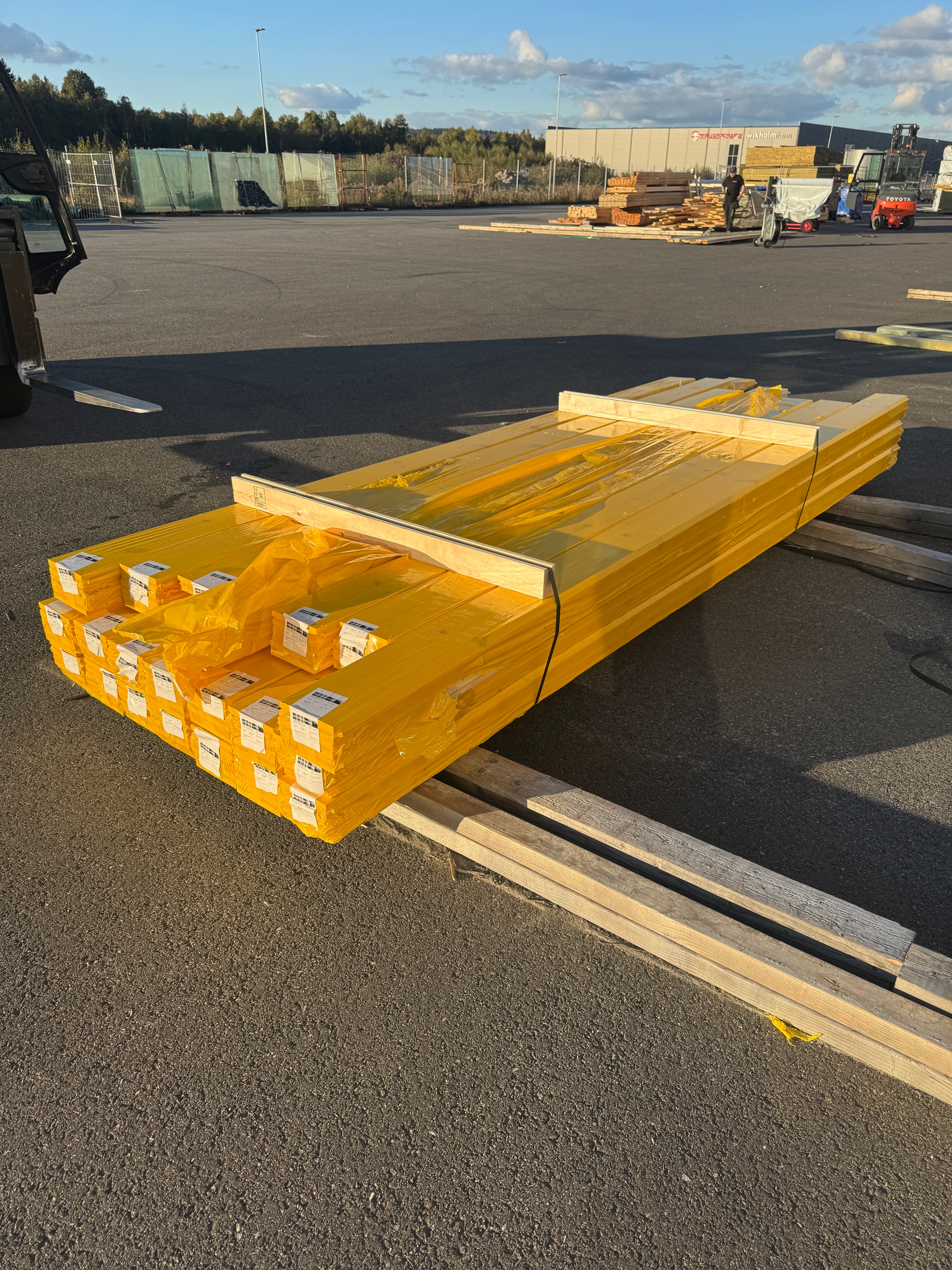 Paket Golv 34x145mm – Ekonomi, obehandlad furu
