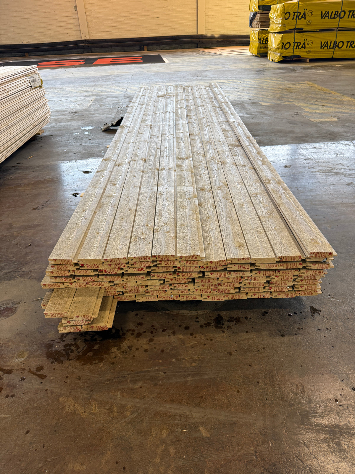 Paket Spårpanel Lasyr 22×95 mm 3,60 m – 84 st