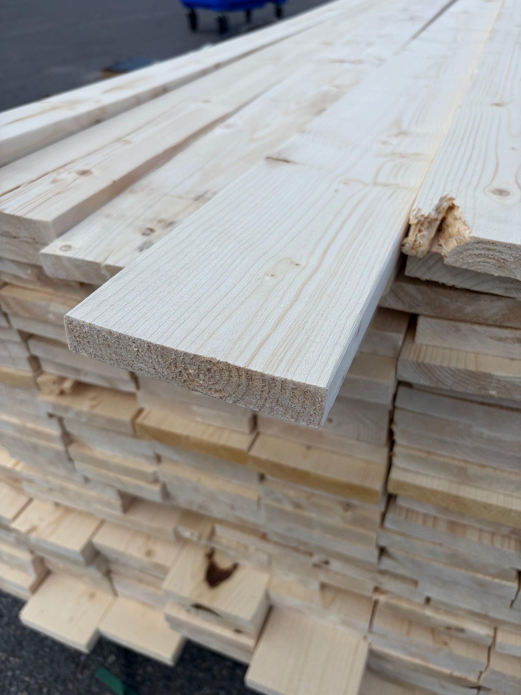 Paket Finsågade Brädor 22x120mm, 233st 3,0–4,80m (Andra sortering)