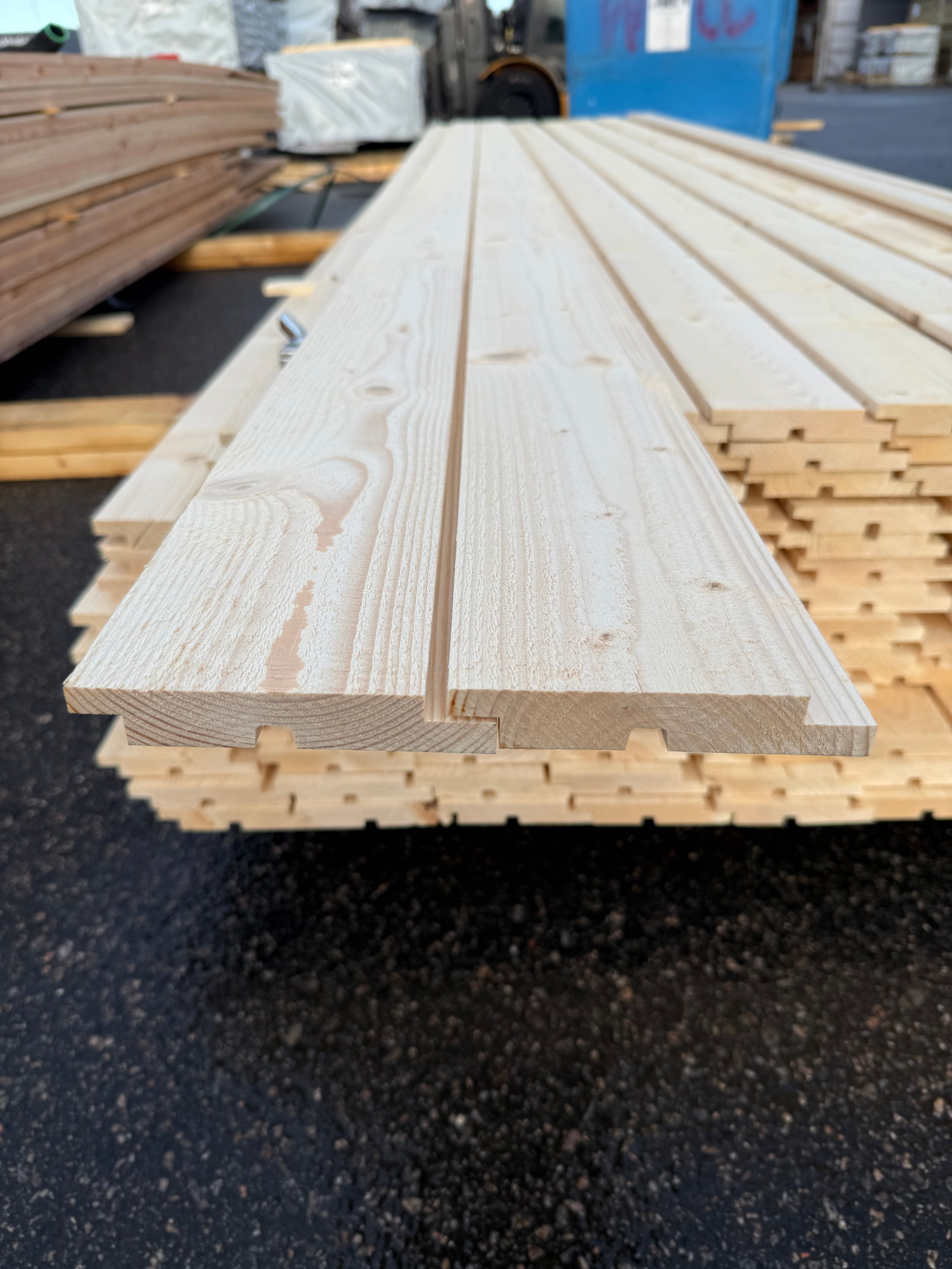 Paket Hakfals 22x120mm – 126 st (4,2 m, gran, obehandlad) Revor