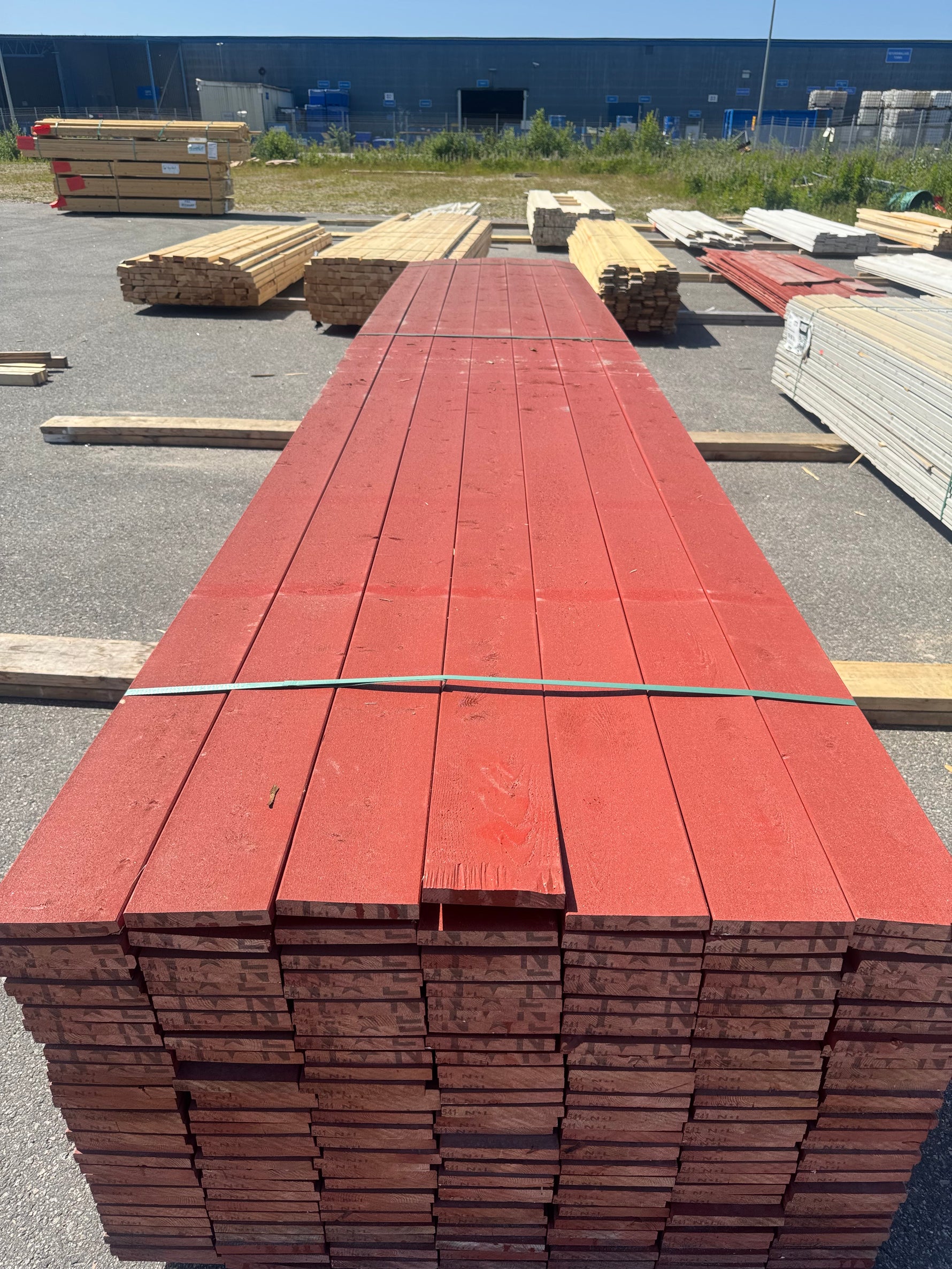 Paket Finsågad 22x145 mm, 203 st 5,40 m Röd