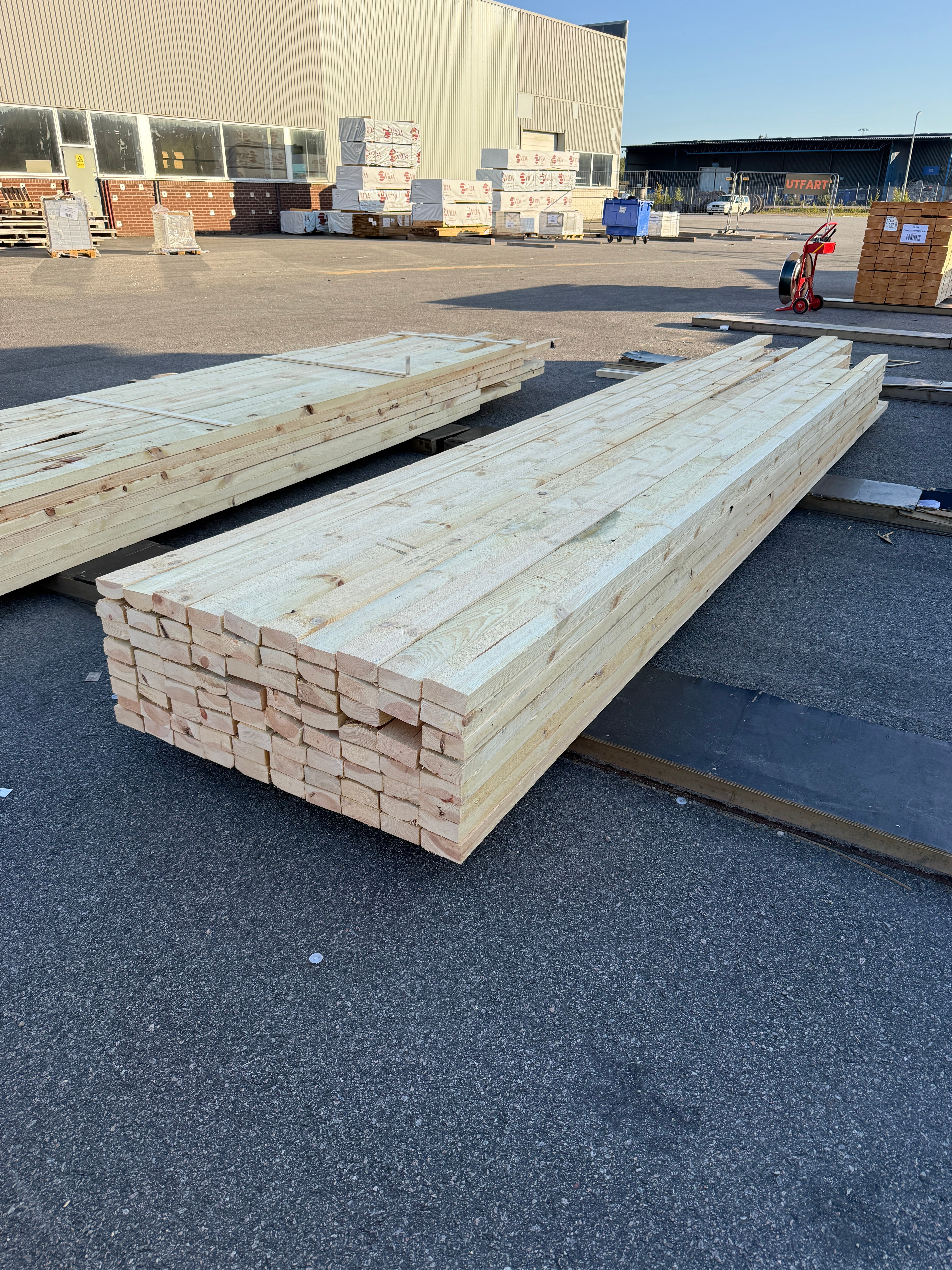 Paket Ohyvlade Reglar 47x100mm (4,20-5,40m) 80st