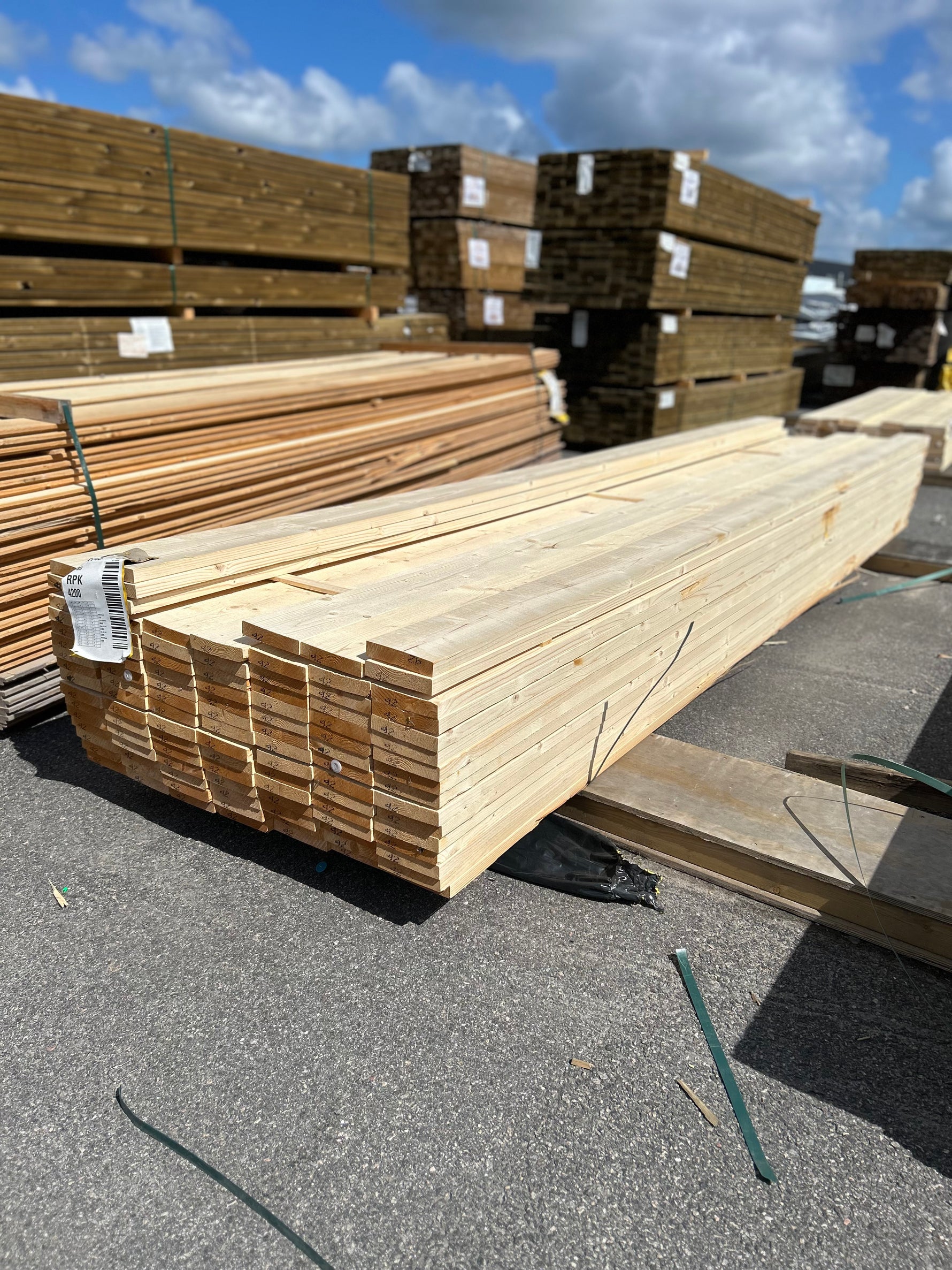 Paket Finsågade Brädor 28x145mm, 107st 4,20m