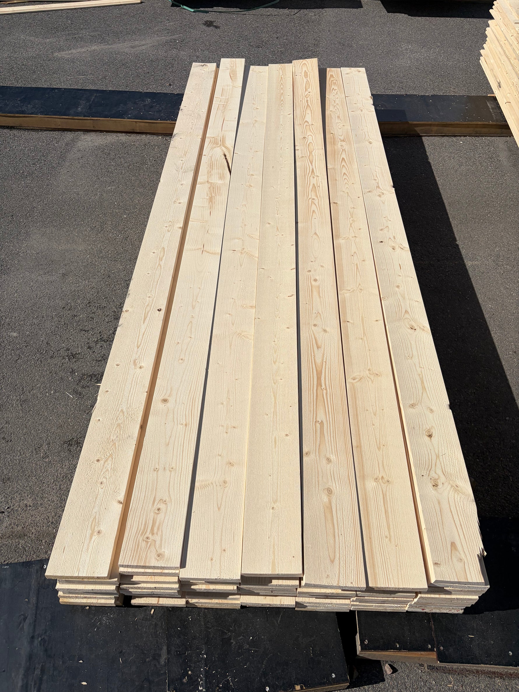 Paket Finsågade Brädor 22x145mm, 84st 3,0m (Andra sortering)