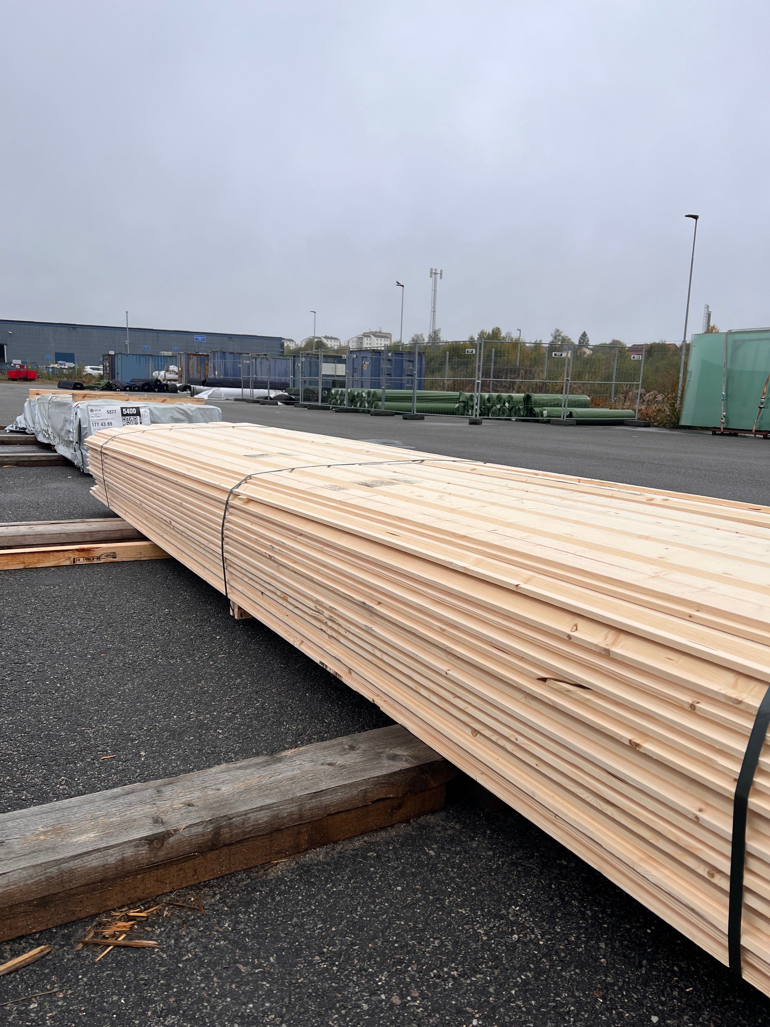 Paket Ytterpanel Enkelfas 22x120mm 160 st 4,2-4,80m (B-Sortering)
