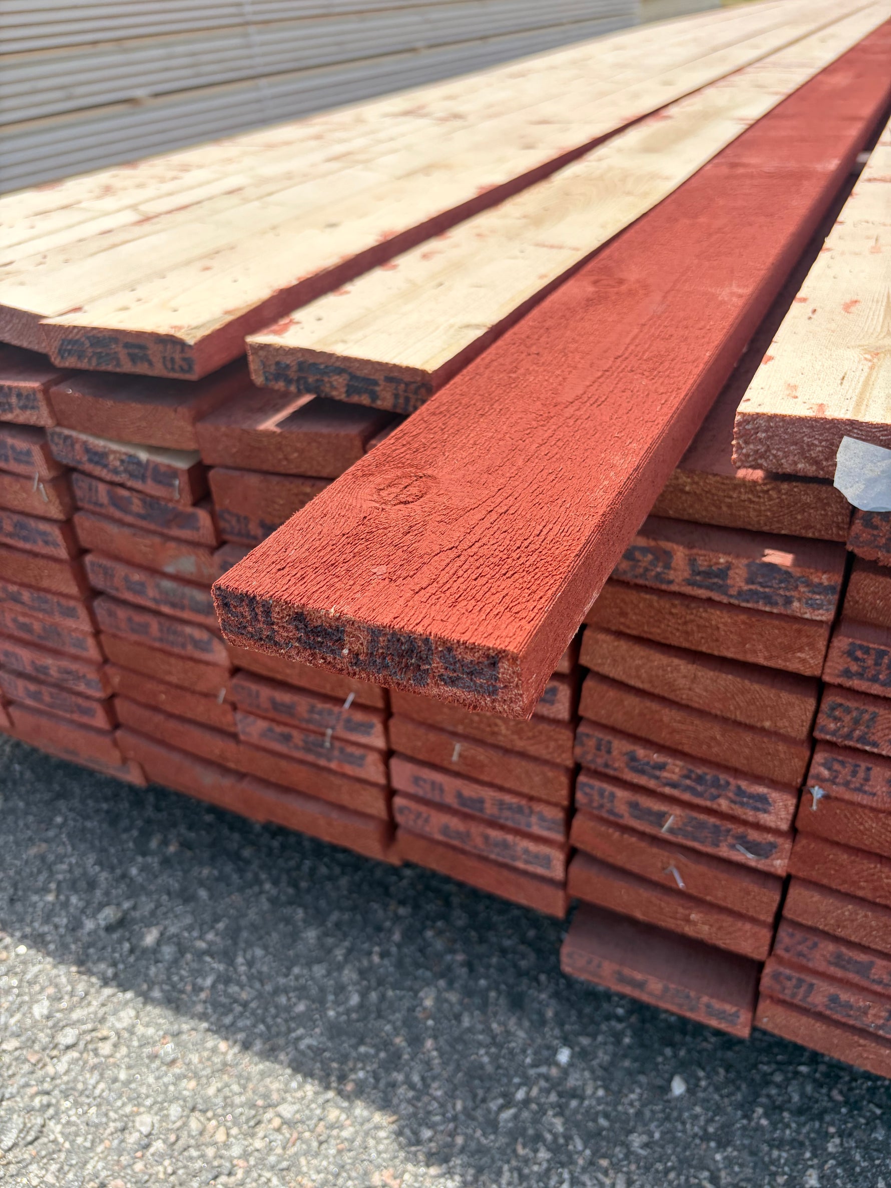 Paket Finsågade Brädor 22x95mm, 120st 5.10m (Slamfärg Röd)