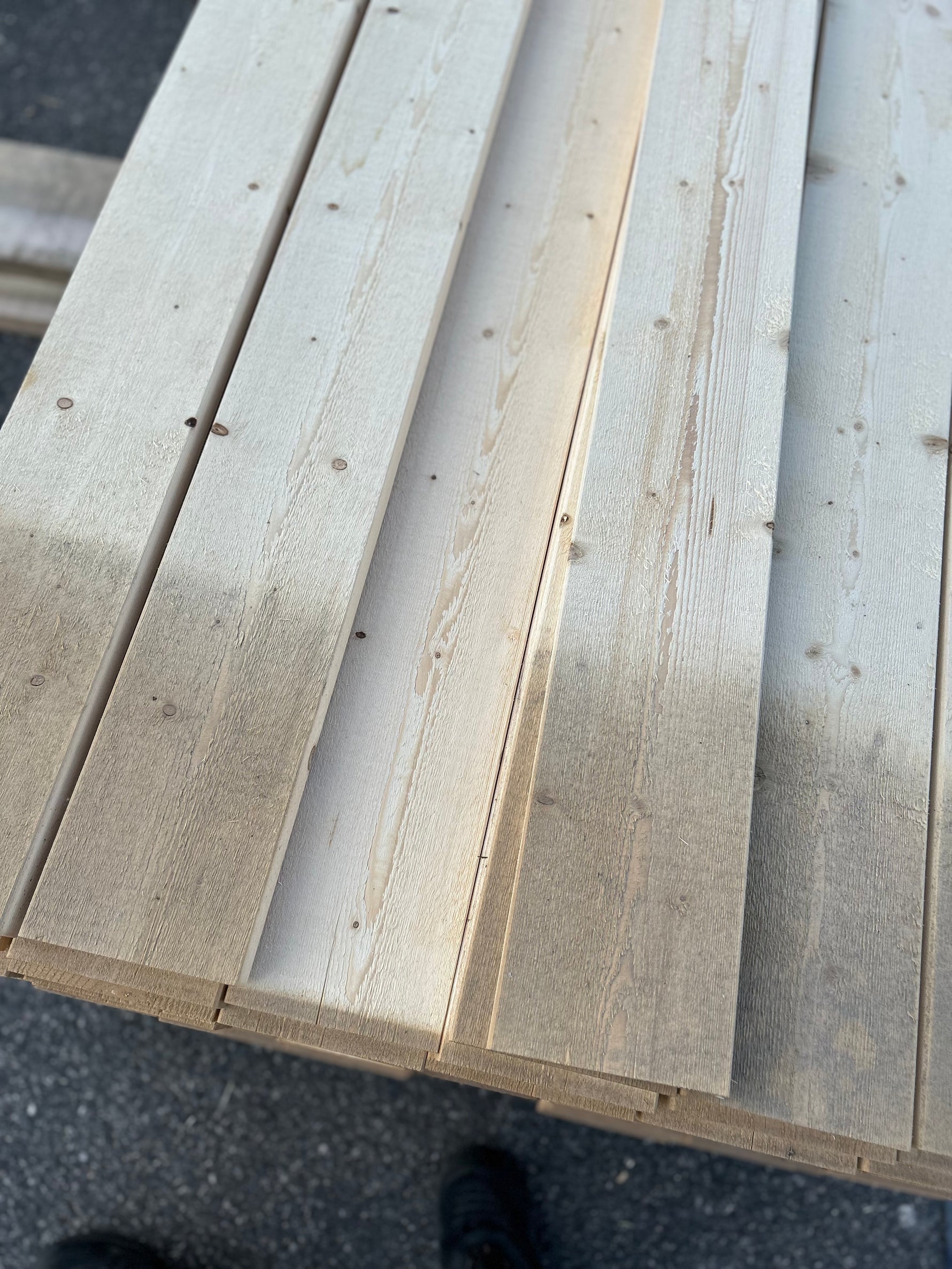 Paket Finsågade Brädor 28x145mm 4.50m 133st Obehandlad