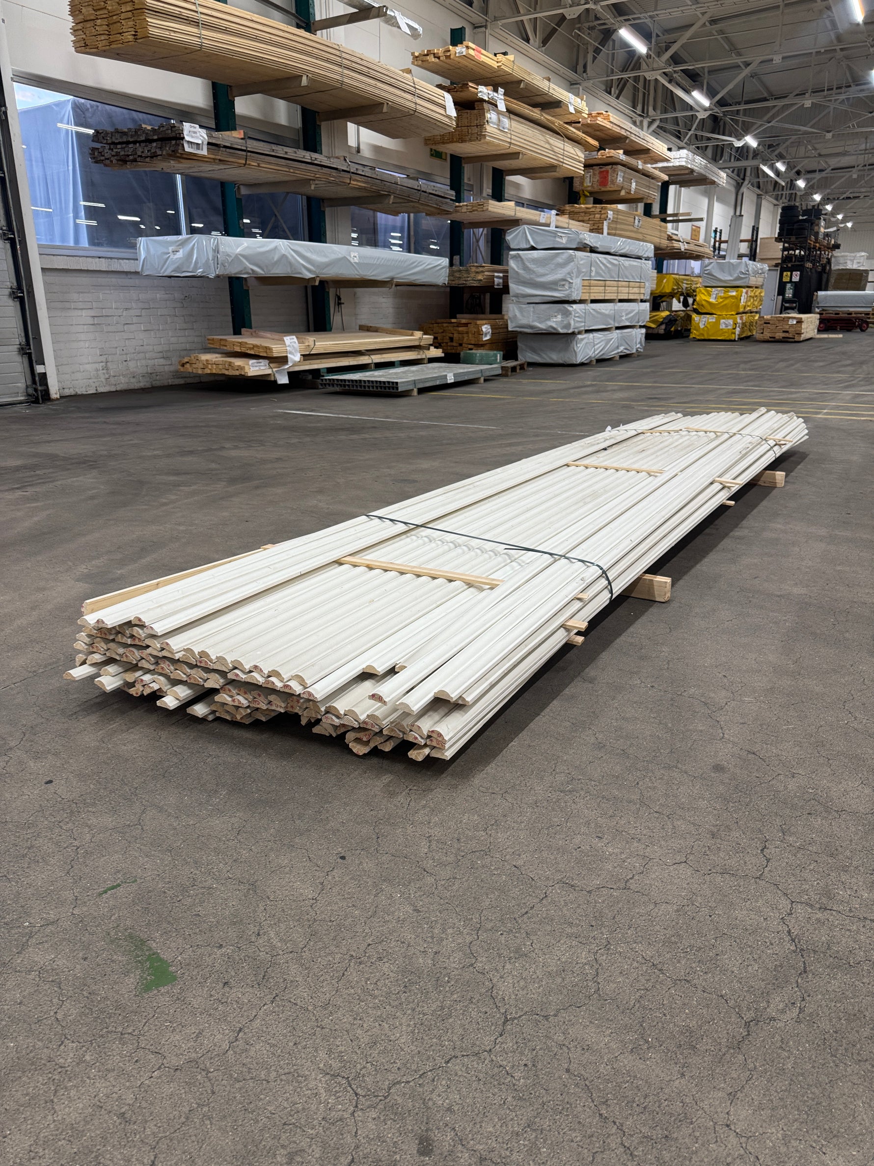 Paket Hattläkt Vitmålad 22x45mm 4,50m – 120 st