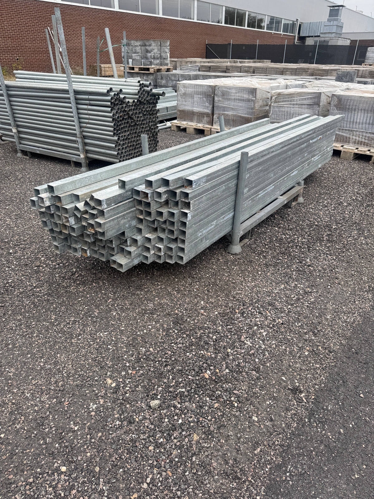 Pall Galvade Fyrkantsrör 50x50mm – 2,76m – 96st
